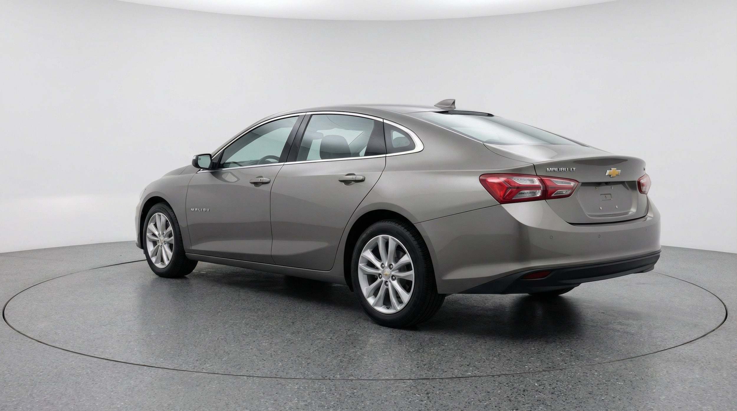 Thumbnail: 2024 Chevrolet Malibu - 6