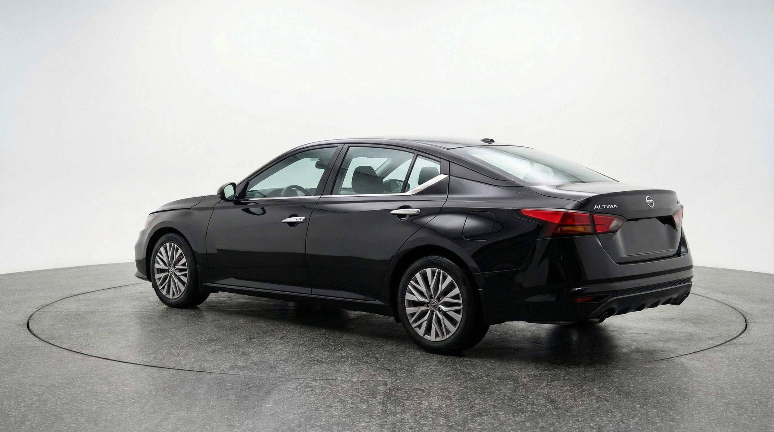Thumbnail: 2025 Nissan Altima - 6