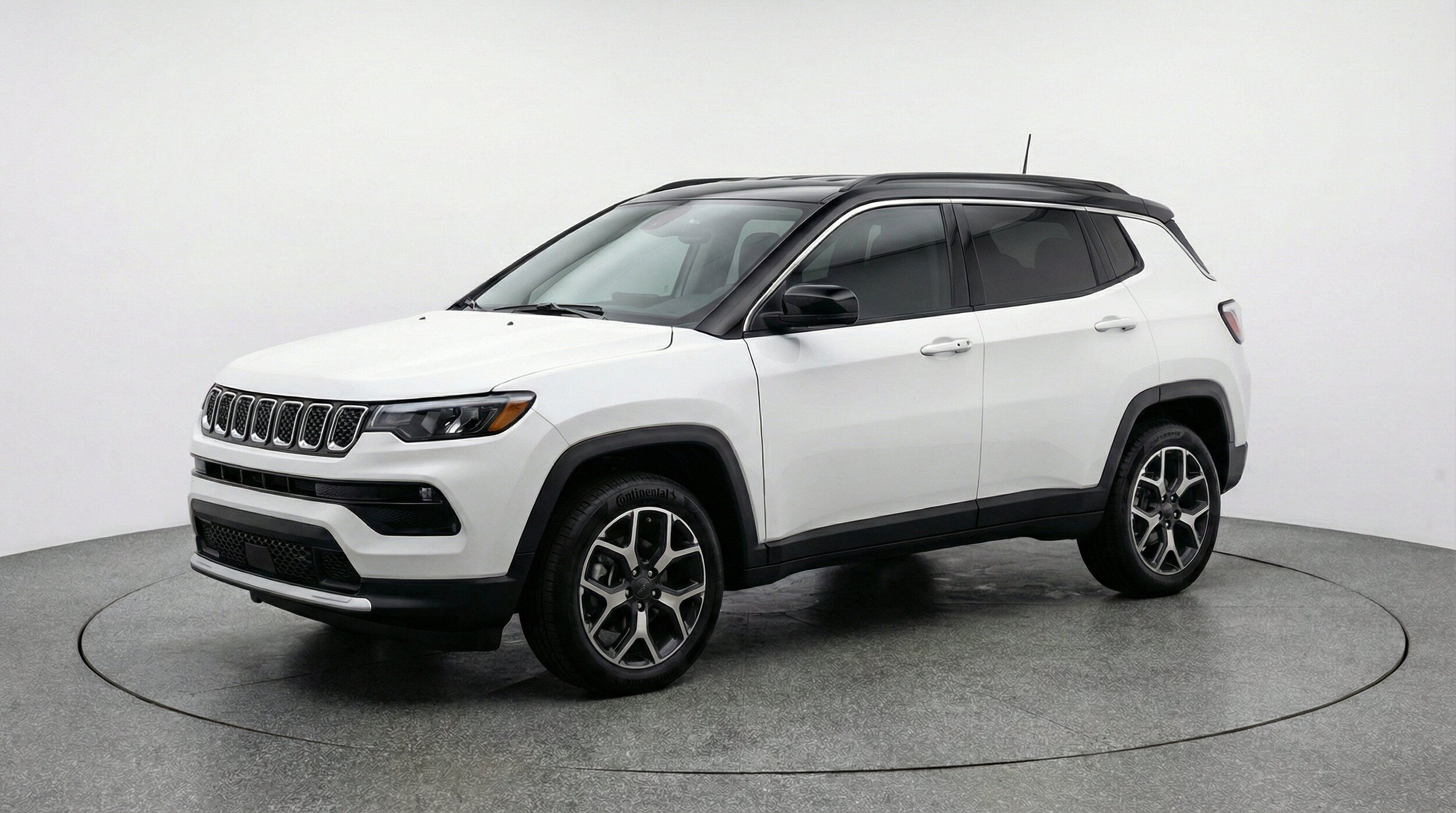 Thumbnail: 2025 Jeep Compass - 3