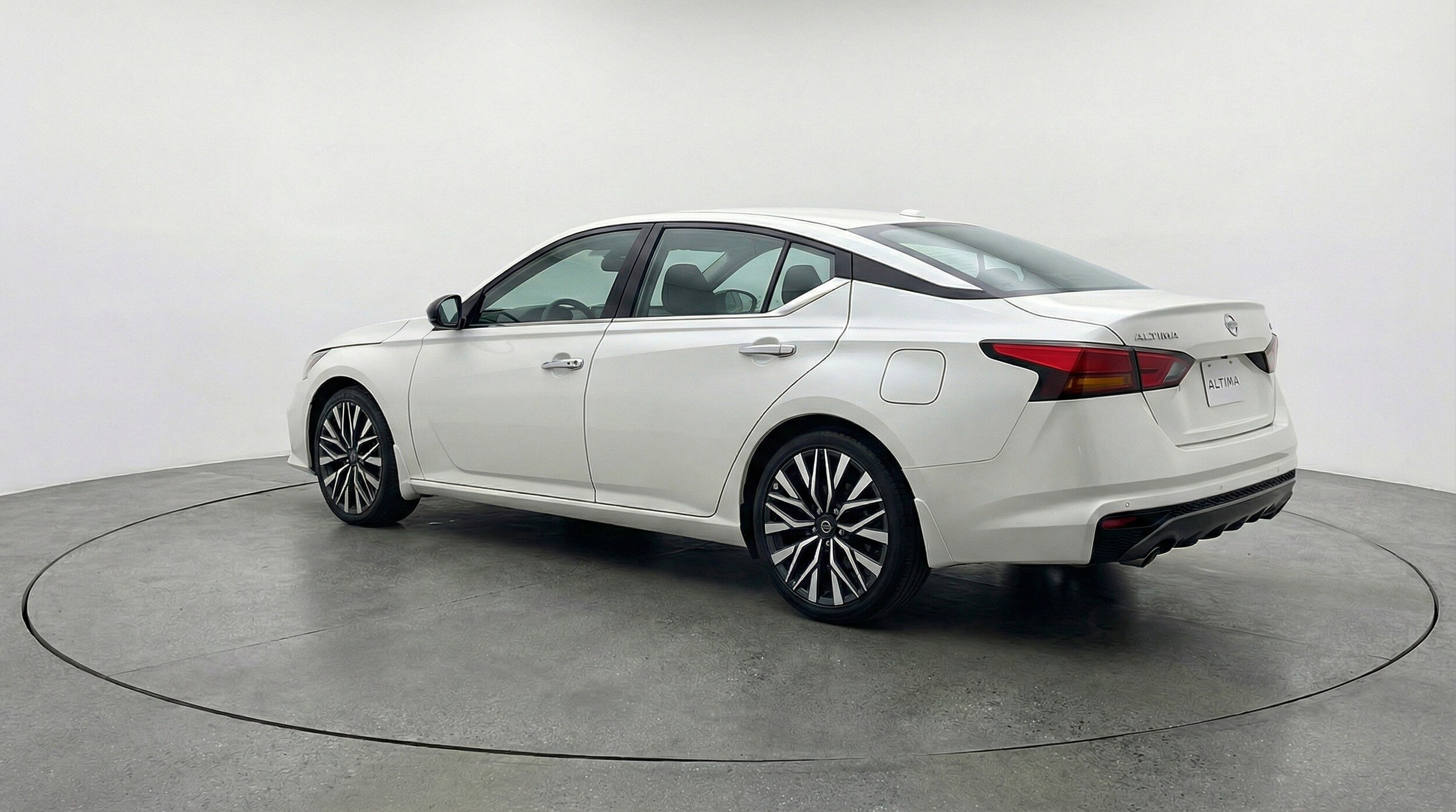 Thumbnail: 2025 Nissan Altima - 6