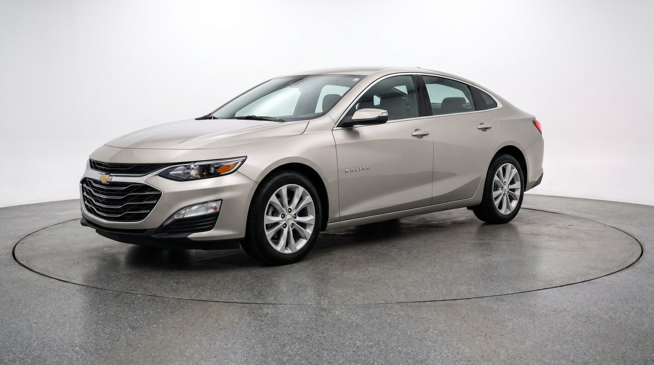 Thumbnail: 2024 Chevrolet Malibu - 3
