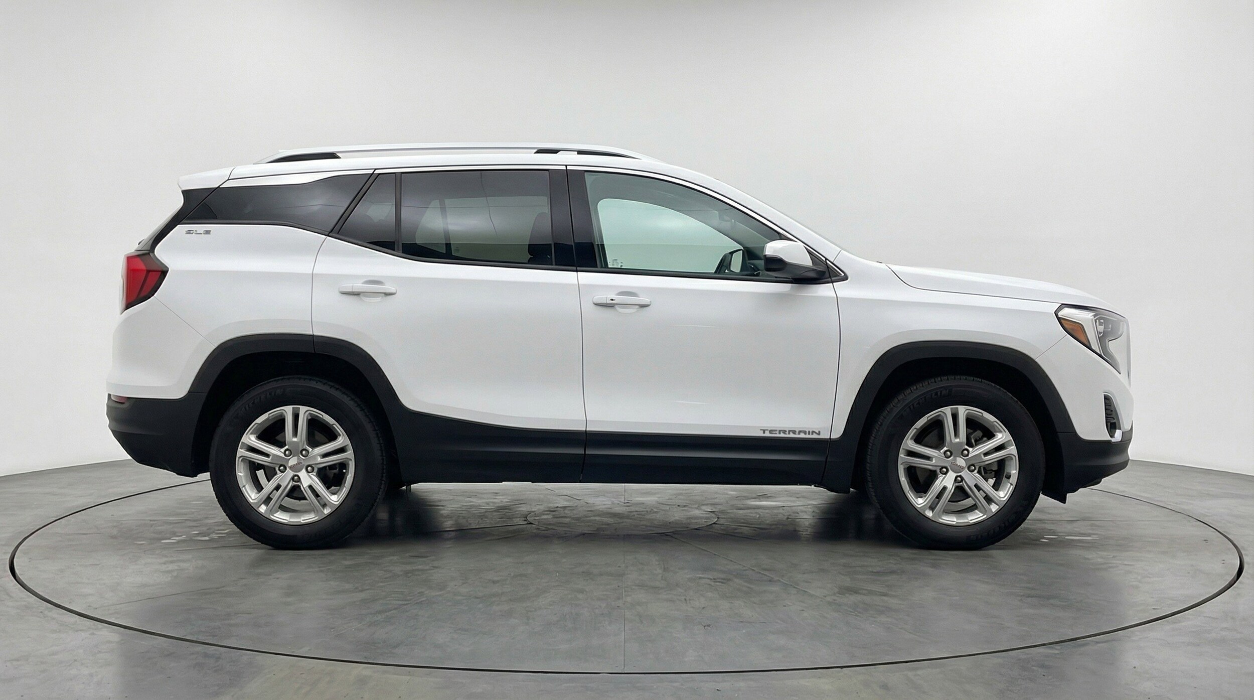 Thumbnail: 2024 GMC Terrain - 11