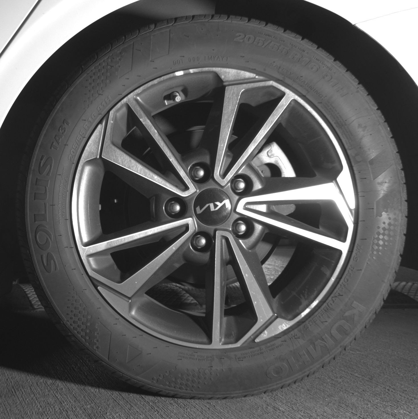 Thumbnail: 2024 Kia Forte - 19