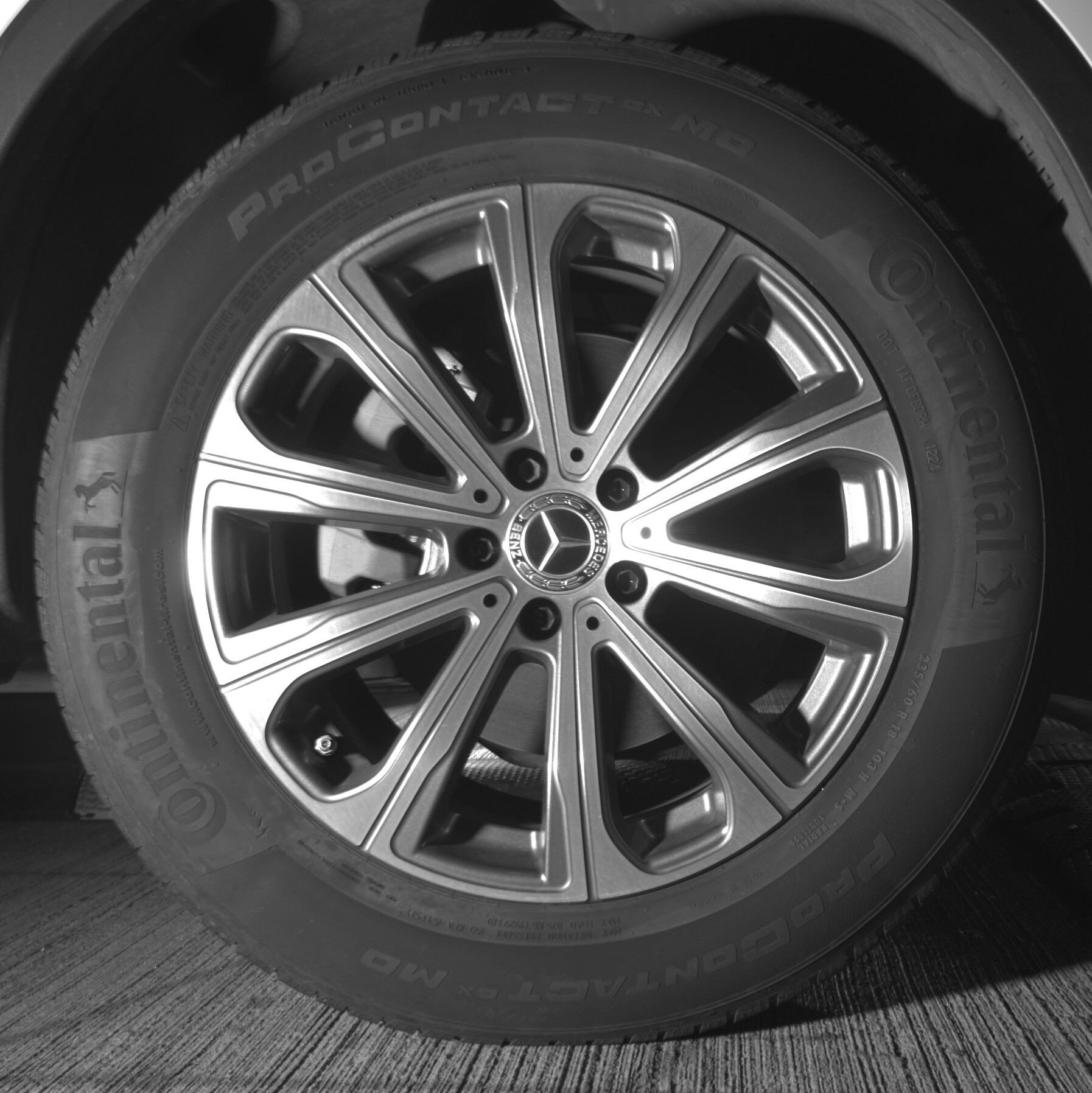 Thumbnail: 2024 Mercedes-Benz GLC - 13