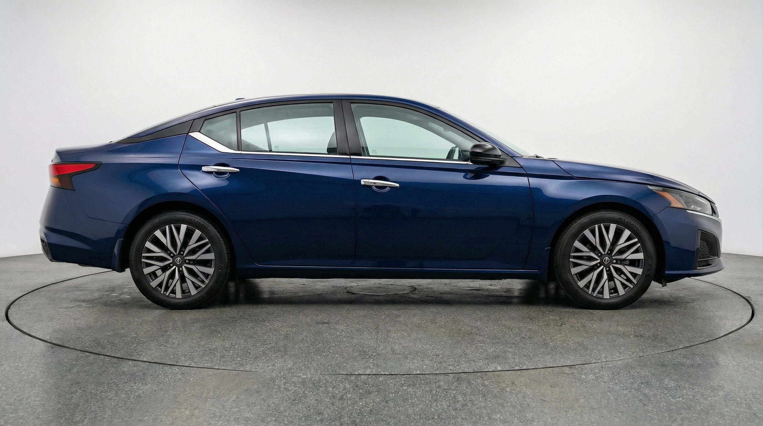 Thumbnail: 2025 Nissan Altima - 11