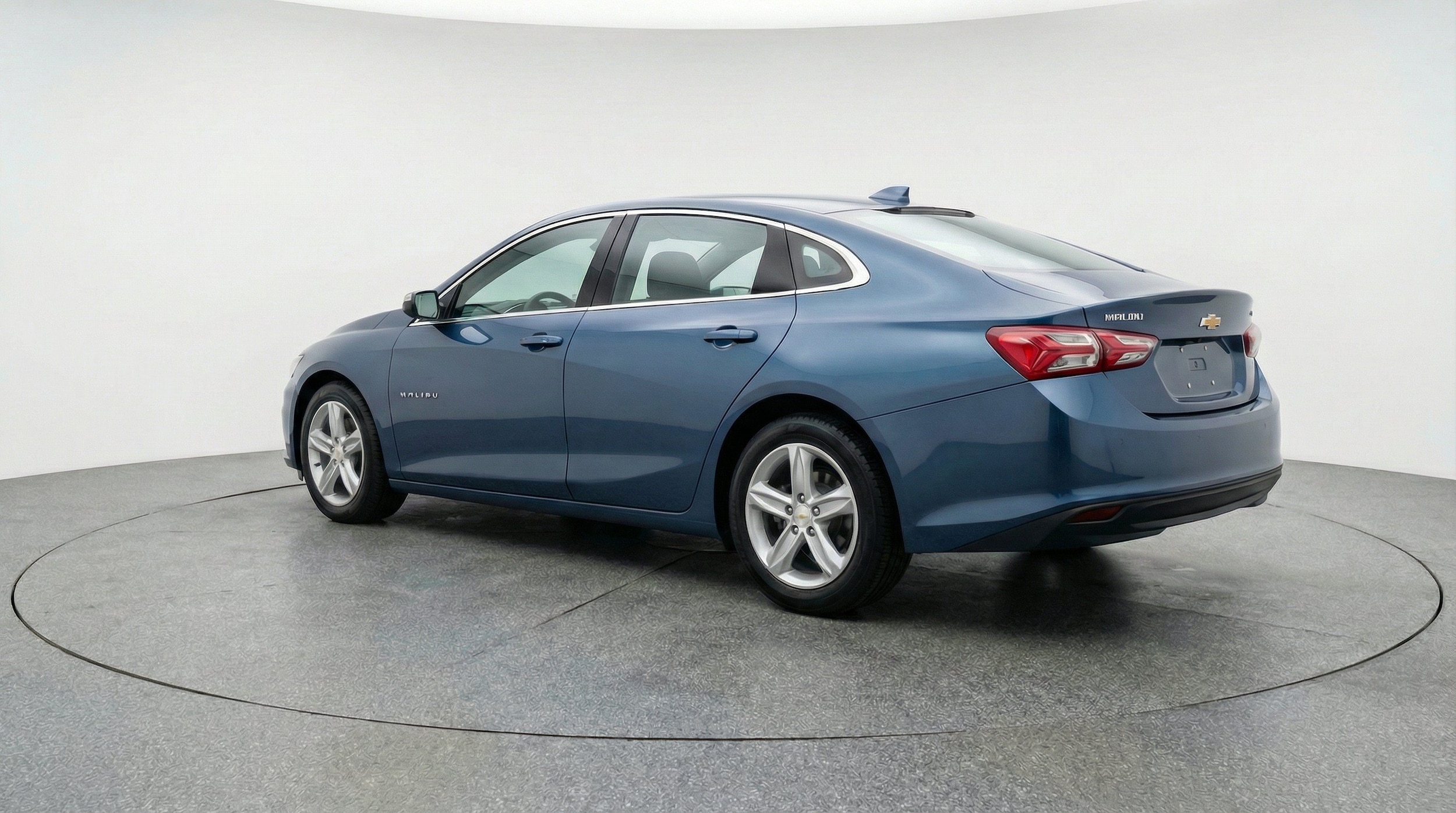 Thumbnail: 2024 Chevrolet Malibu - 6