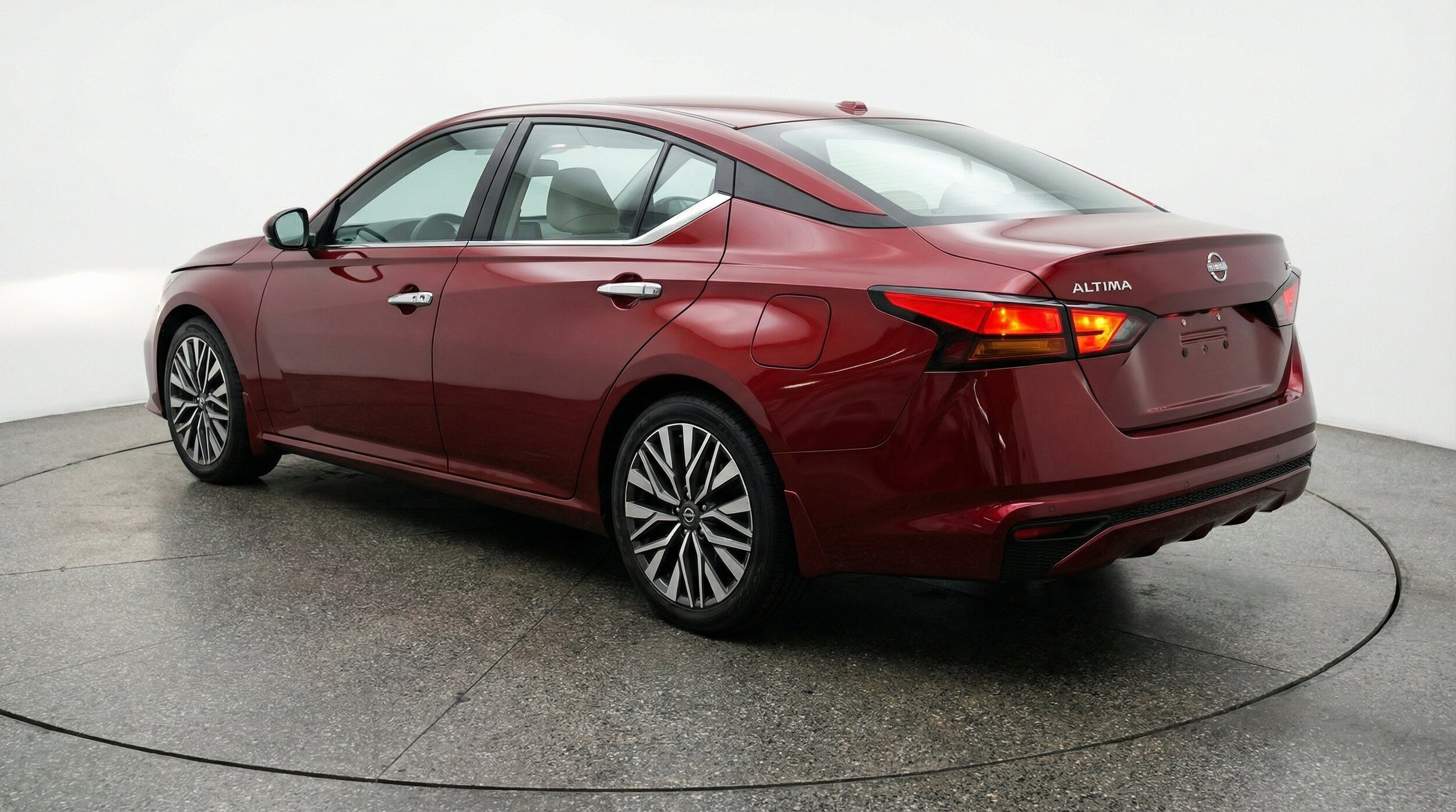 Thumbnail: 2025 Nissan Altima - 6