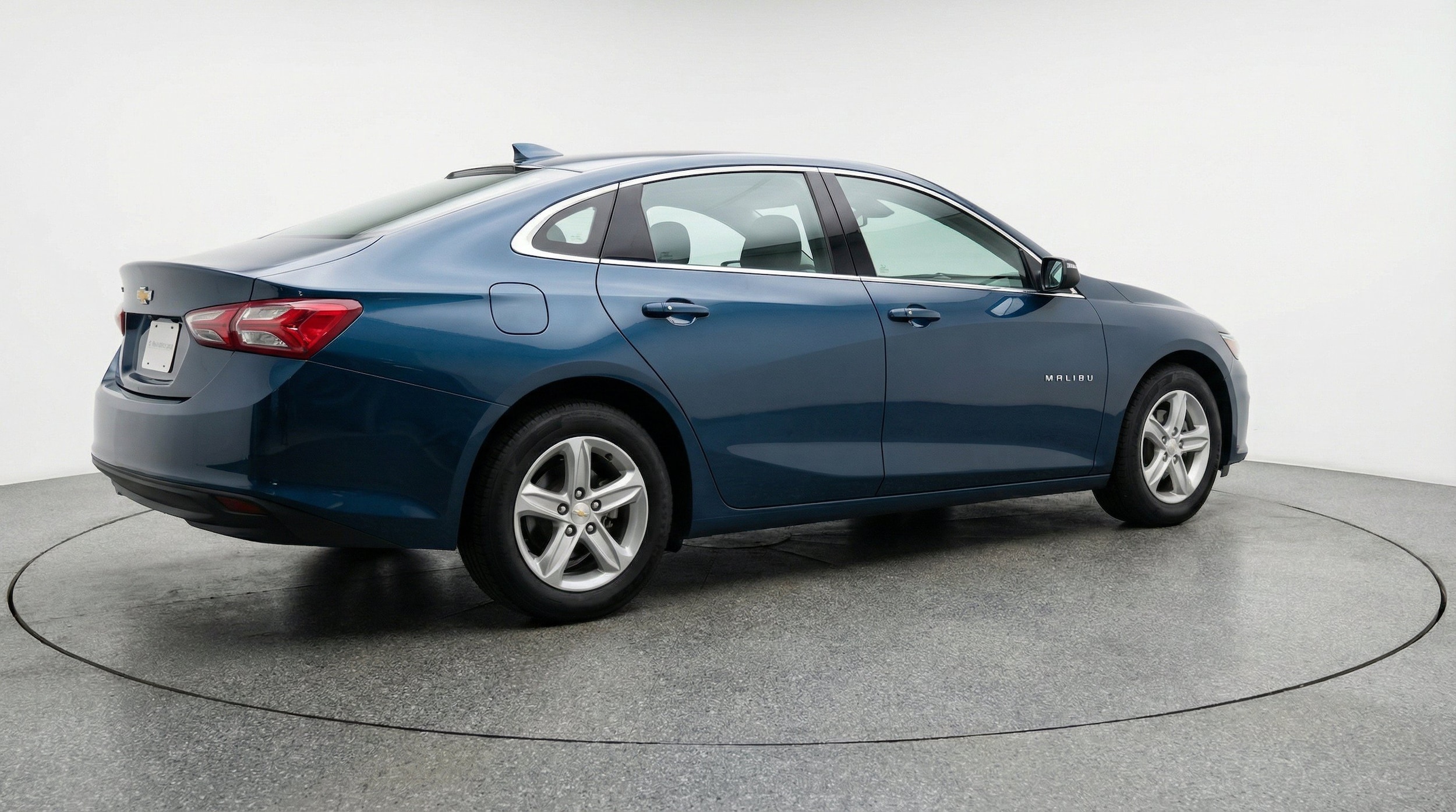 Thumbnail: 2024 Chevrolet Malibu - 9