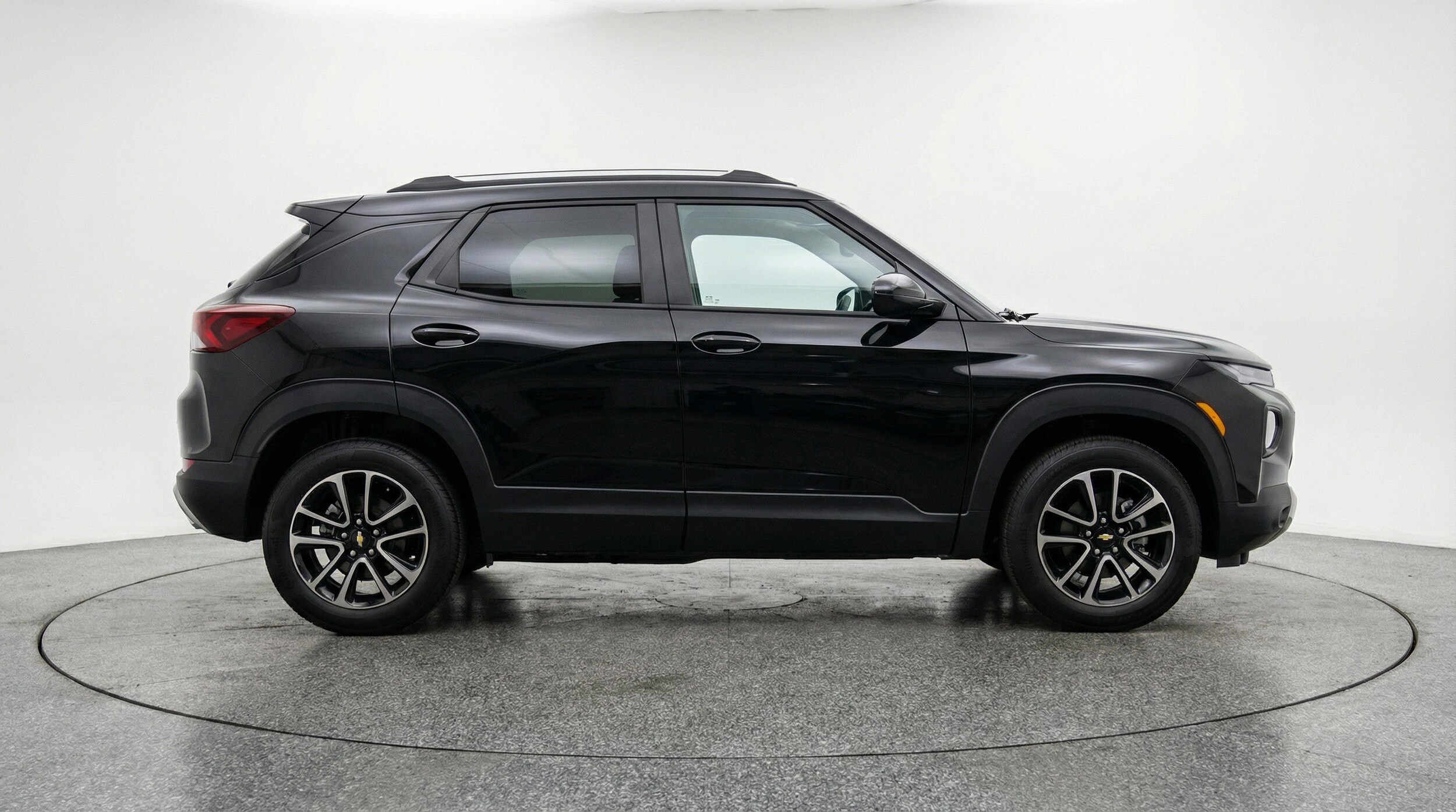 Thumbnail: 2025 Chevrolet TrailBlazer - 11