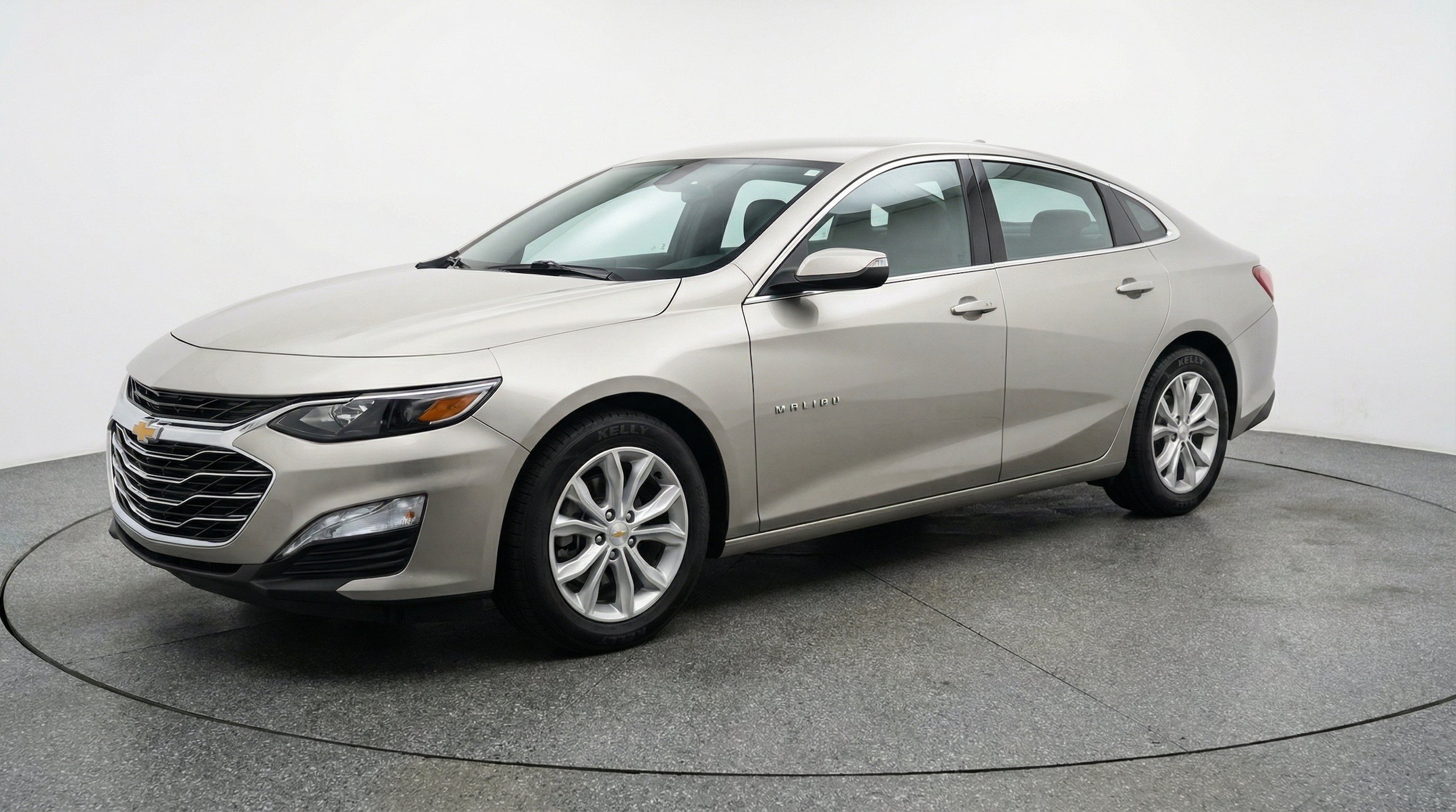Thumbnail: 2024 Chevrolet Malibu - 3