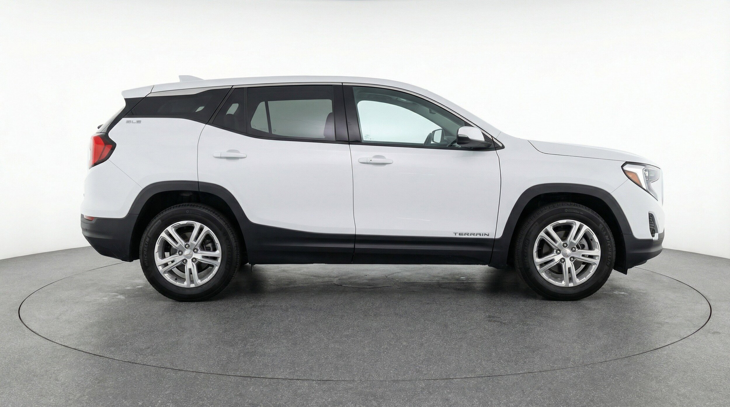 Thumbnail: 2024 GMC Terrain - 11