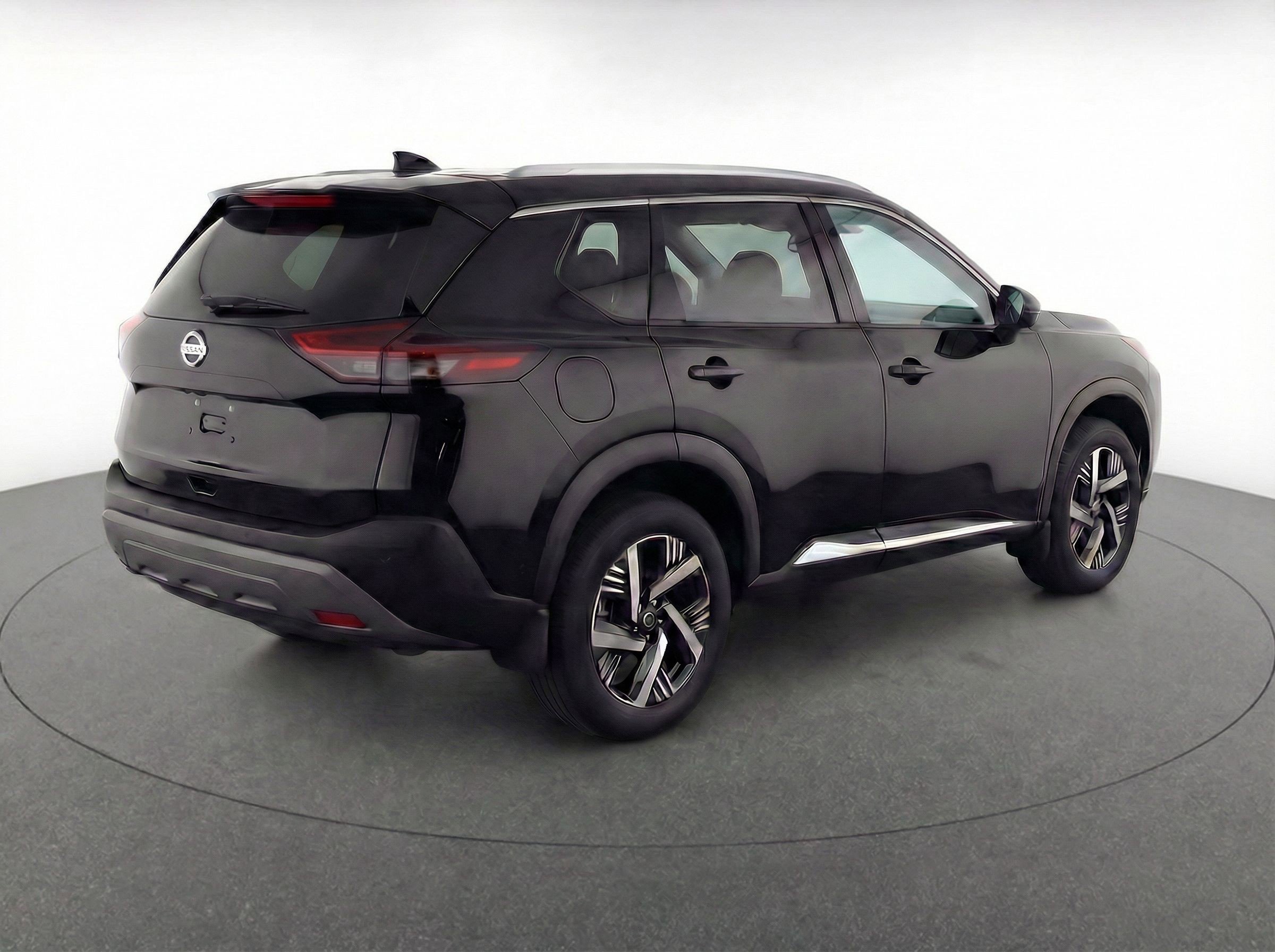 Thumbnail: 2025 Nissan Kicks - 9
