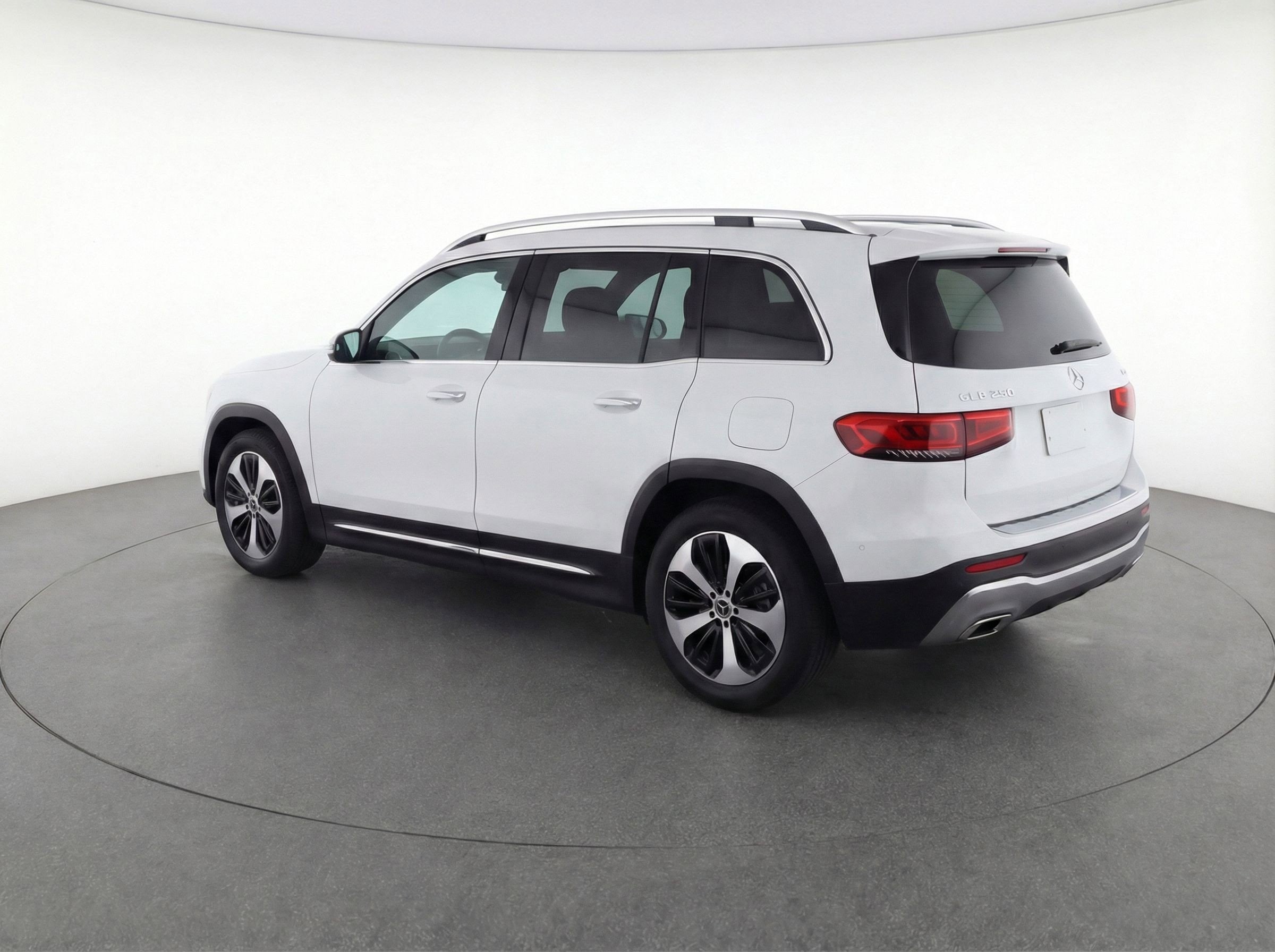 Thumbnail: 2025 Mercedes-Benz GLB - 6