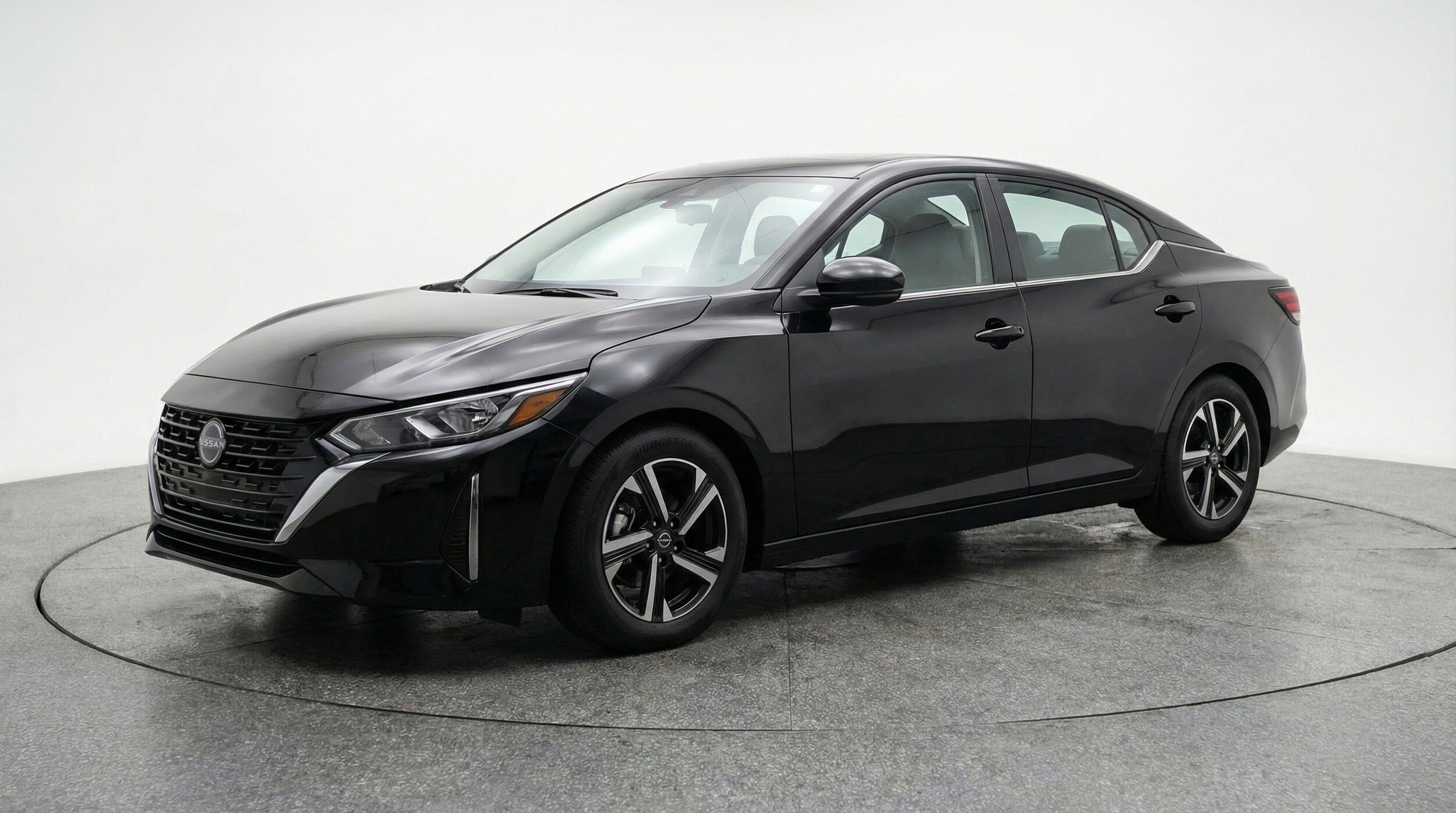 Thumbnail: 2025 Nissan Sentra - 3
