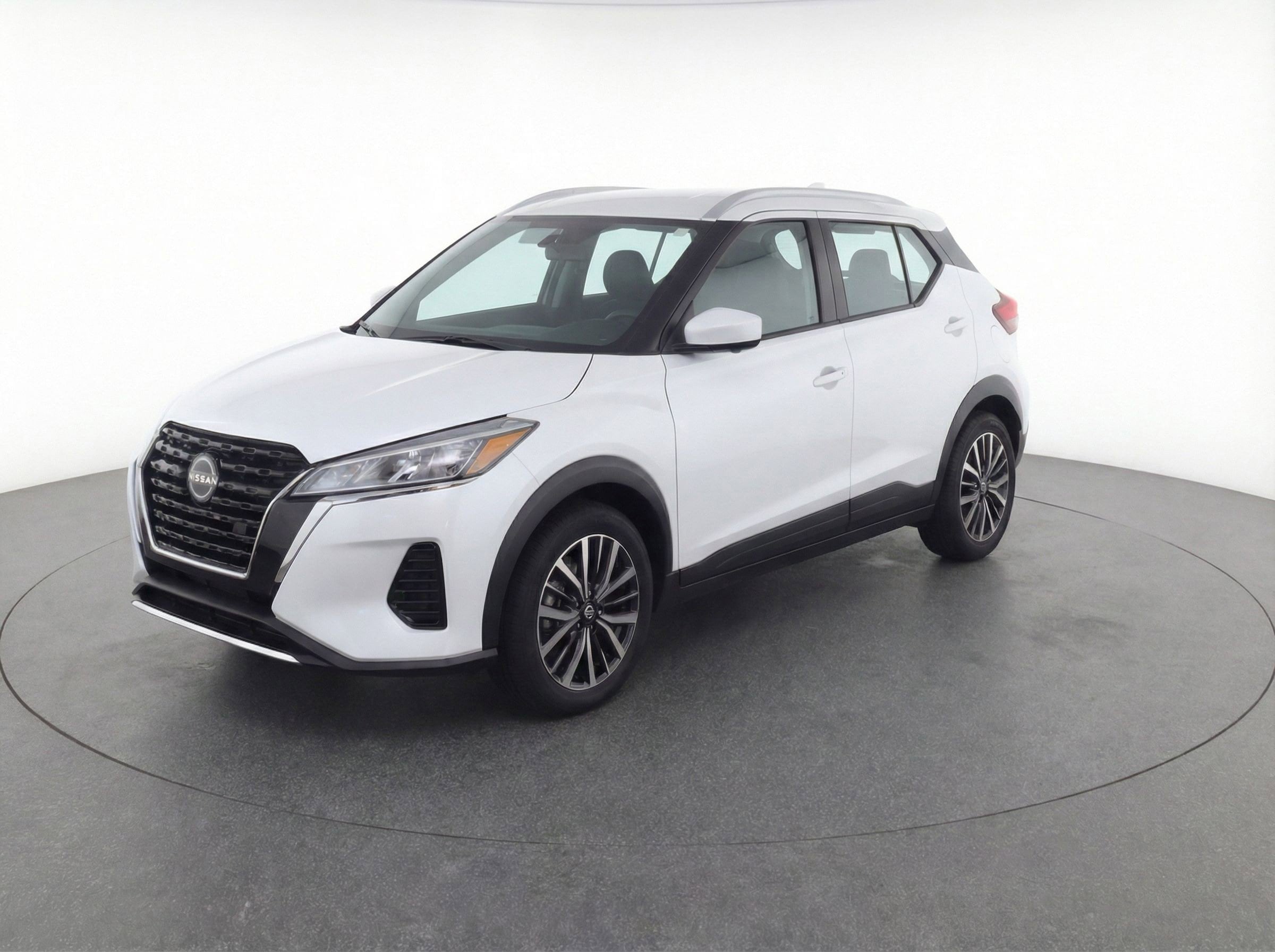 Thumbnail: 2024 Nissan Kicks - 3