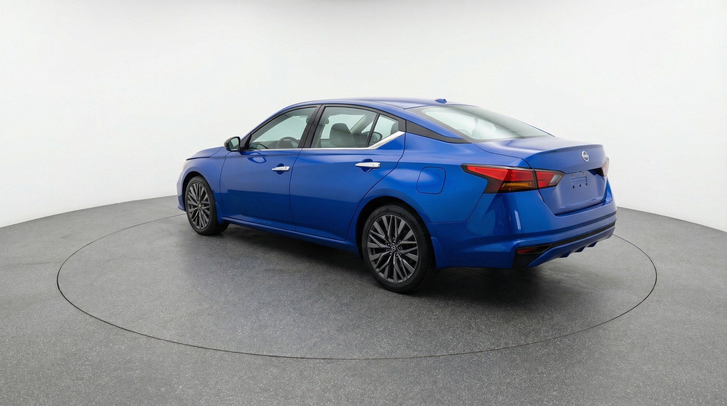 Thumbnail: 2025 Nissan Altima - 6
