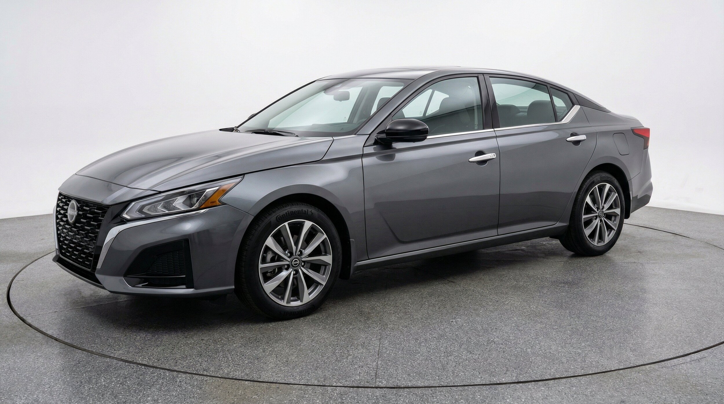 Thumbnail: 2025 Nissan Altima - 3
