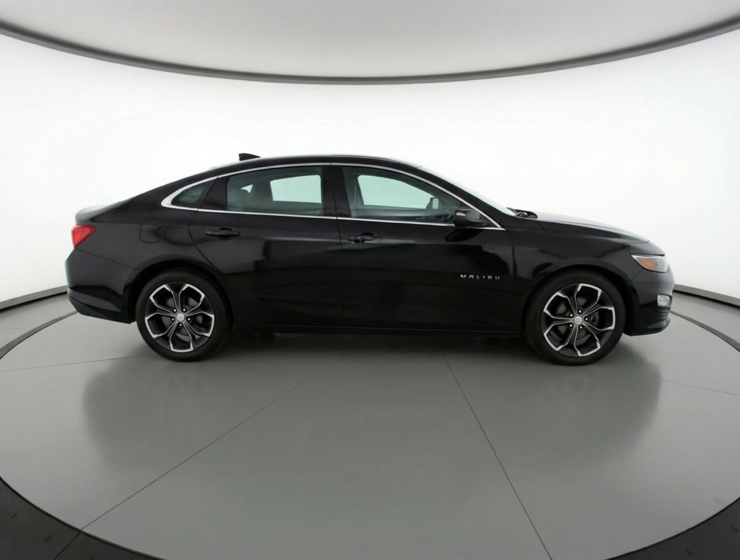 Thumbnail: 2024 Chevrolet Malibu - 11