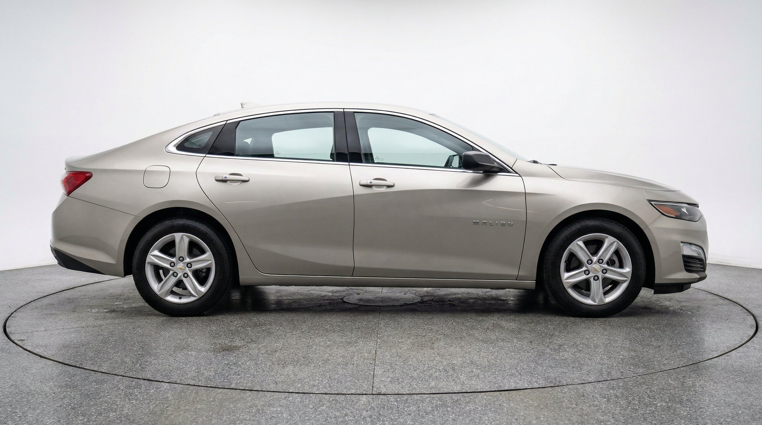 Thumbnail: 2024 Chevrolet Malibu - 11