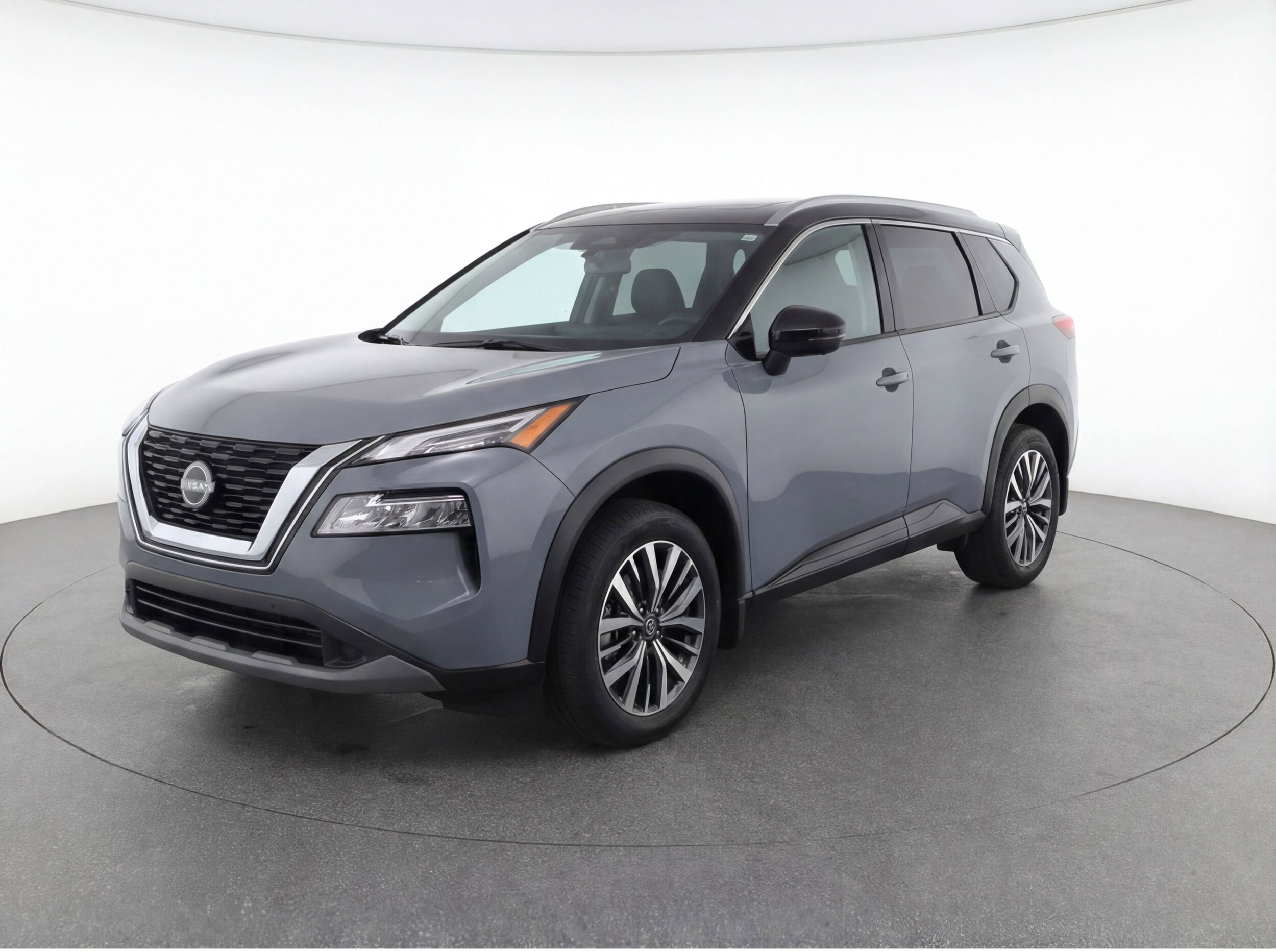 Thumbnail: 2024 Nissan Kicks - 3