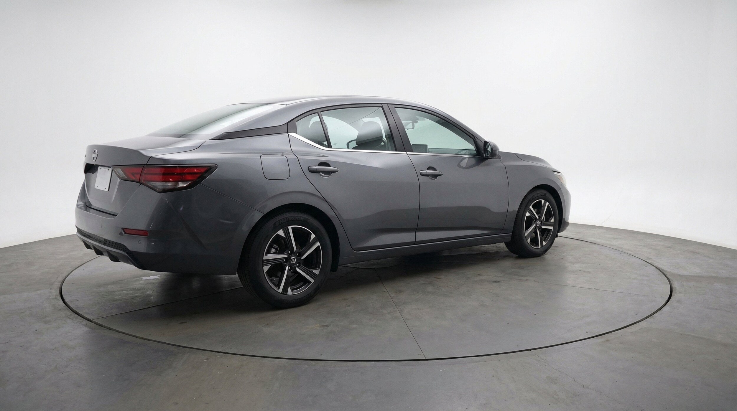 Thumbnail: 2025 Nissan Sentra - 9