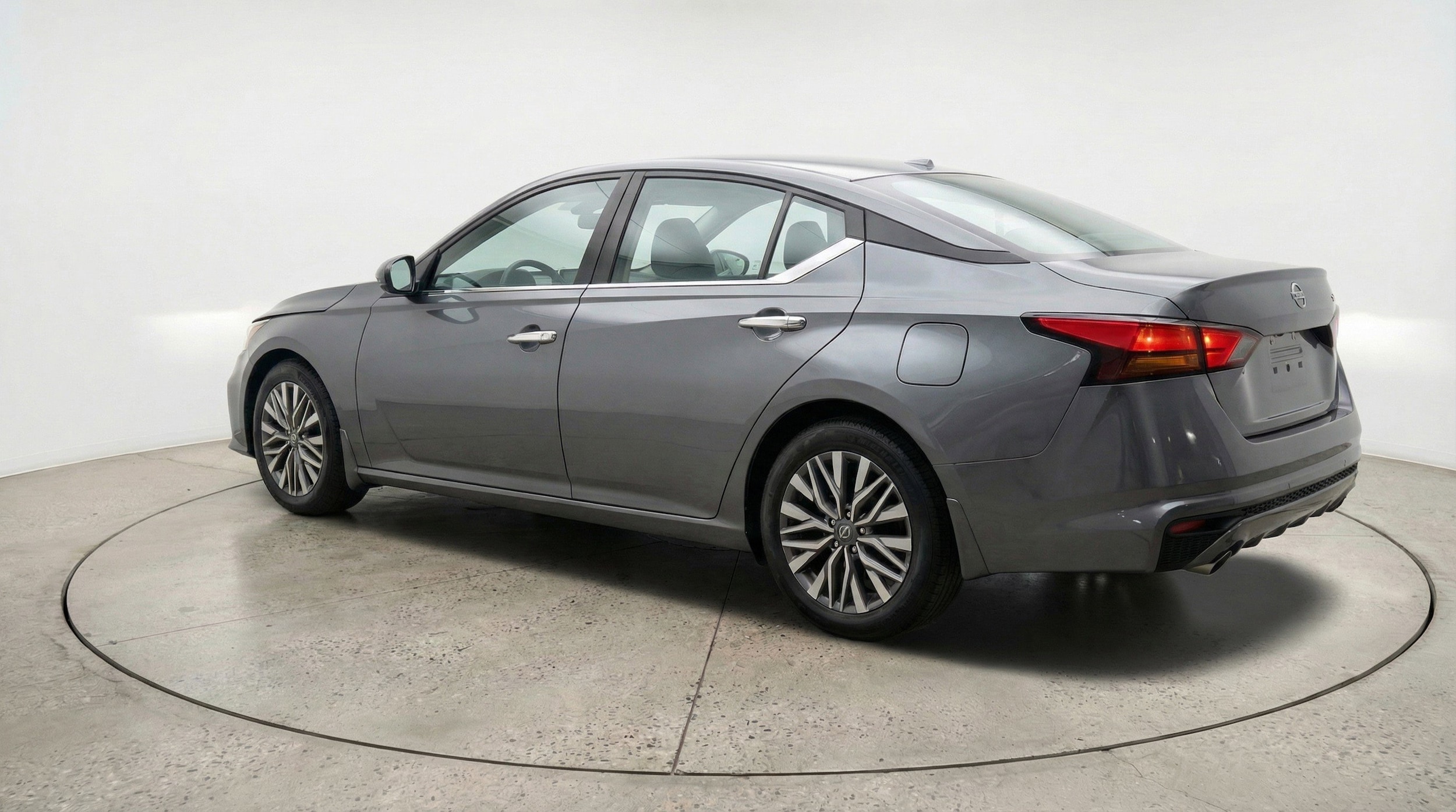 Thumbnail: 2025 Nissan Altima - 6