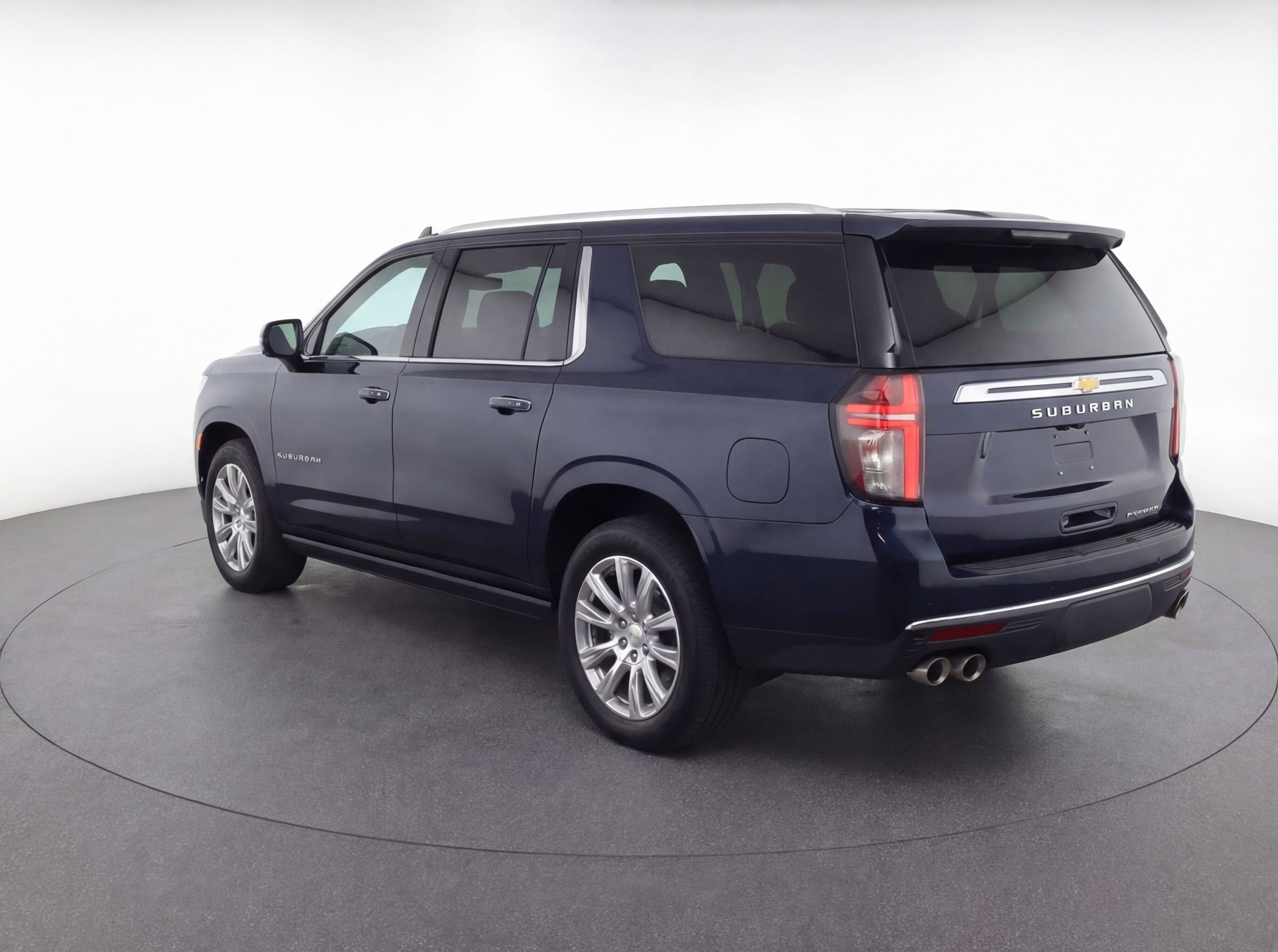 Thumbnail: 2023 Chevrolet Suburban - 6
