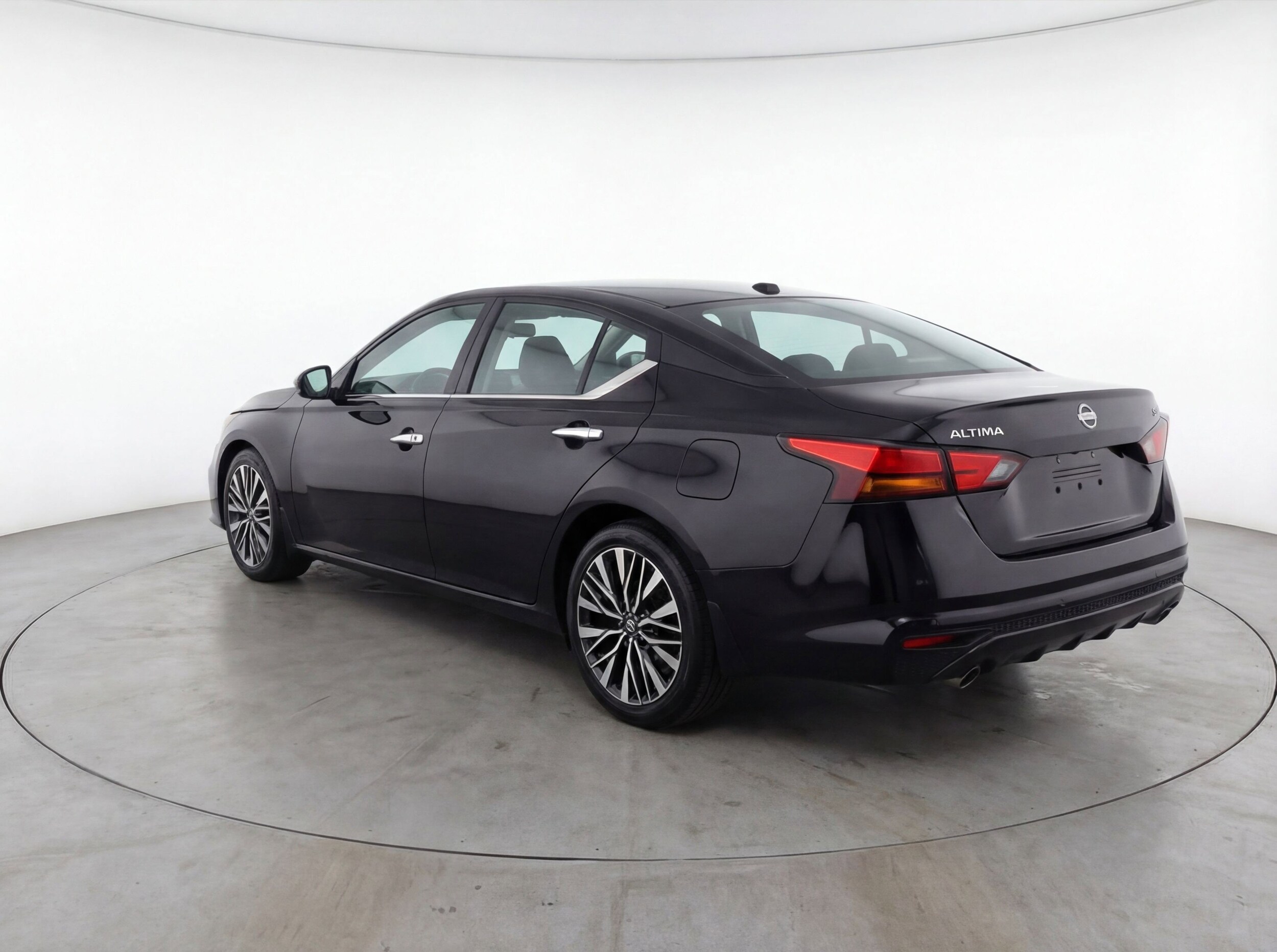Thumbnail: 2024 Nissan Altima - 6