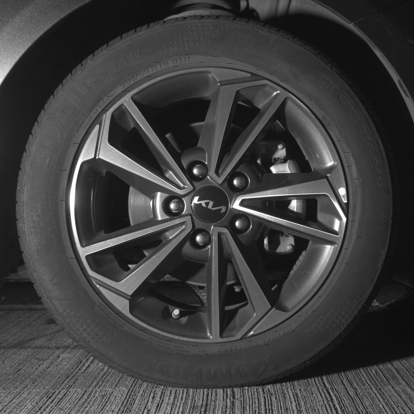 Thumbnail: 2024 Kia Forte - 18