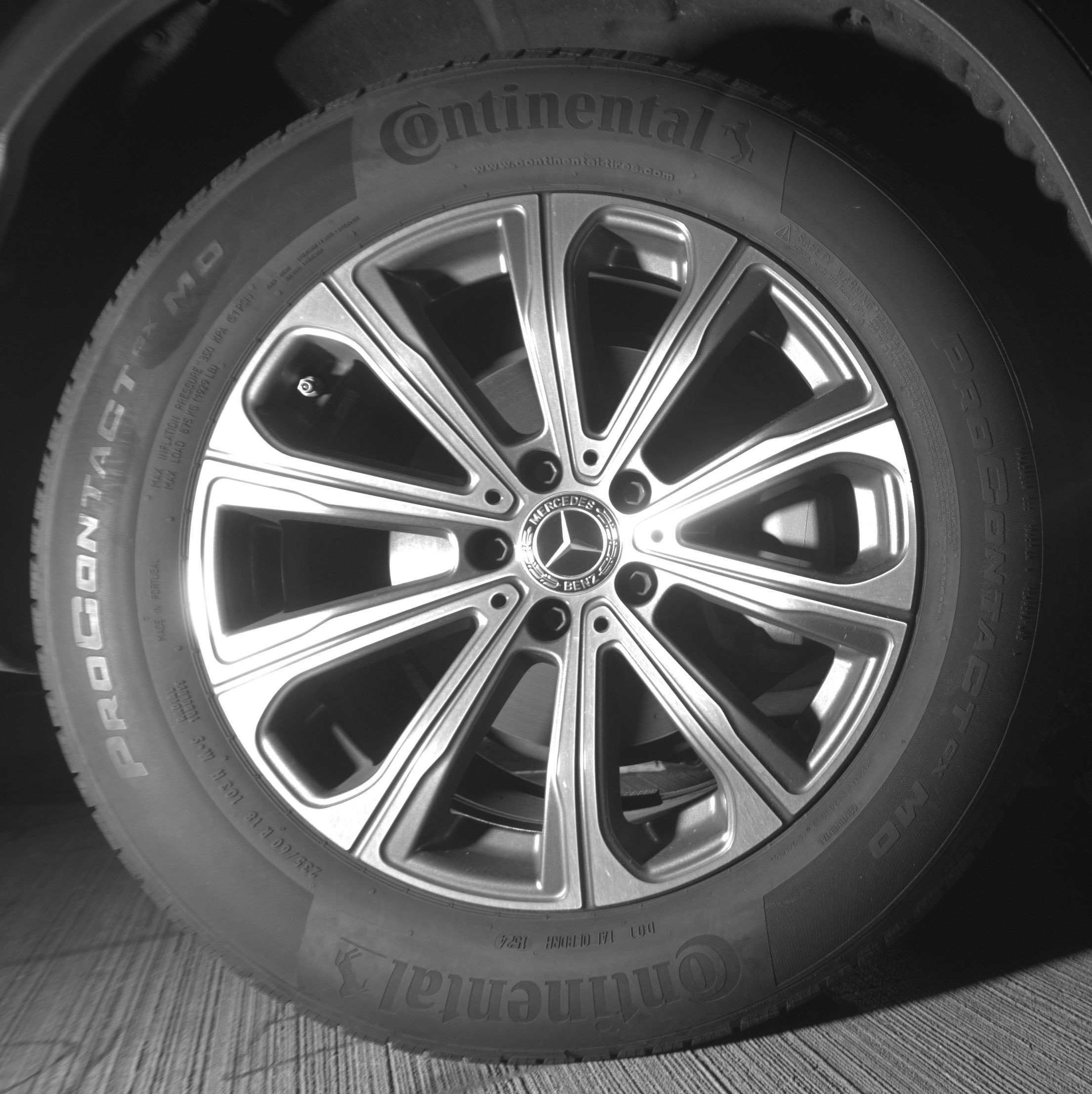 Thumbnail: 2024 Mercedes-Benz GLC - 15