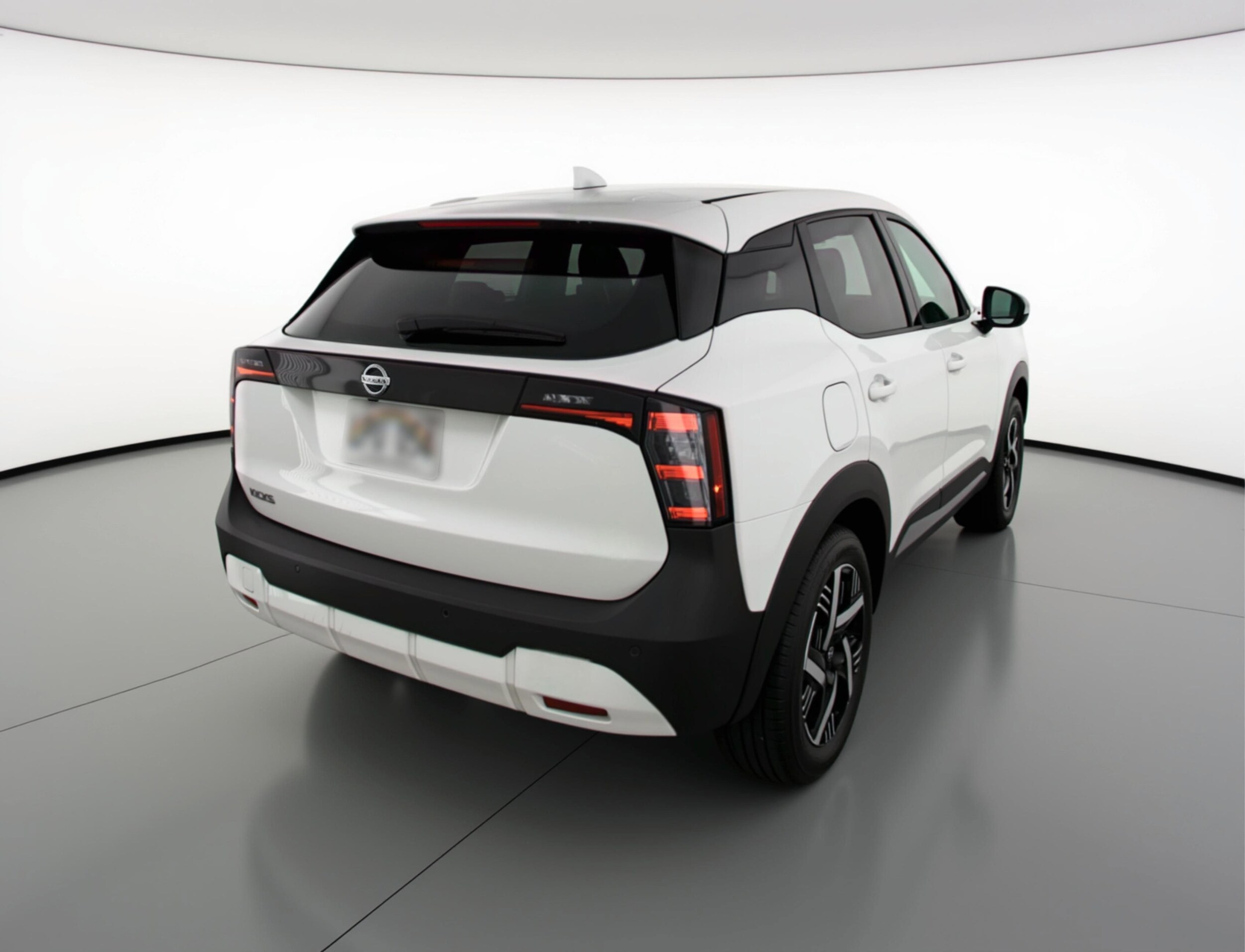 Thumbnail: 2025 Nissan Kicks - 9