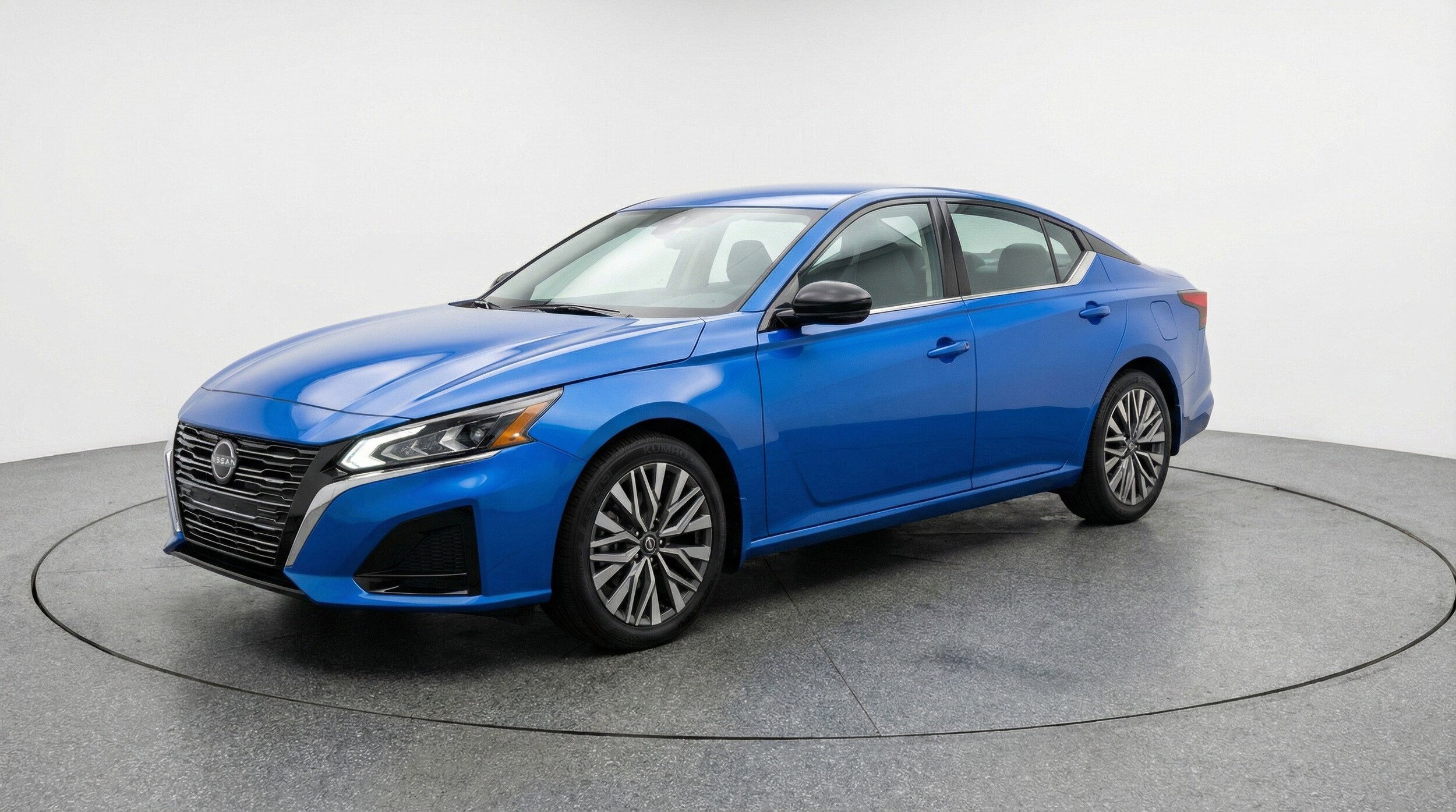 Thumbnail: 2025 Nissan Altima - 3