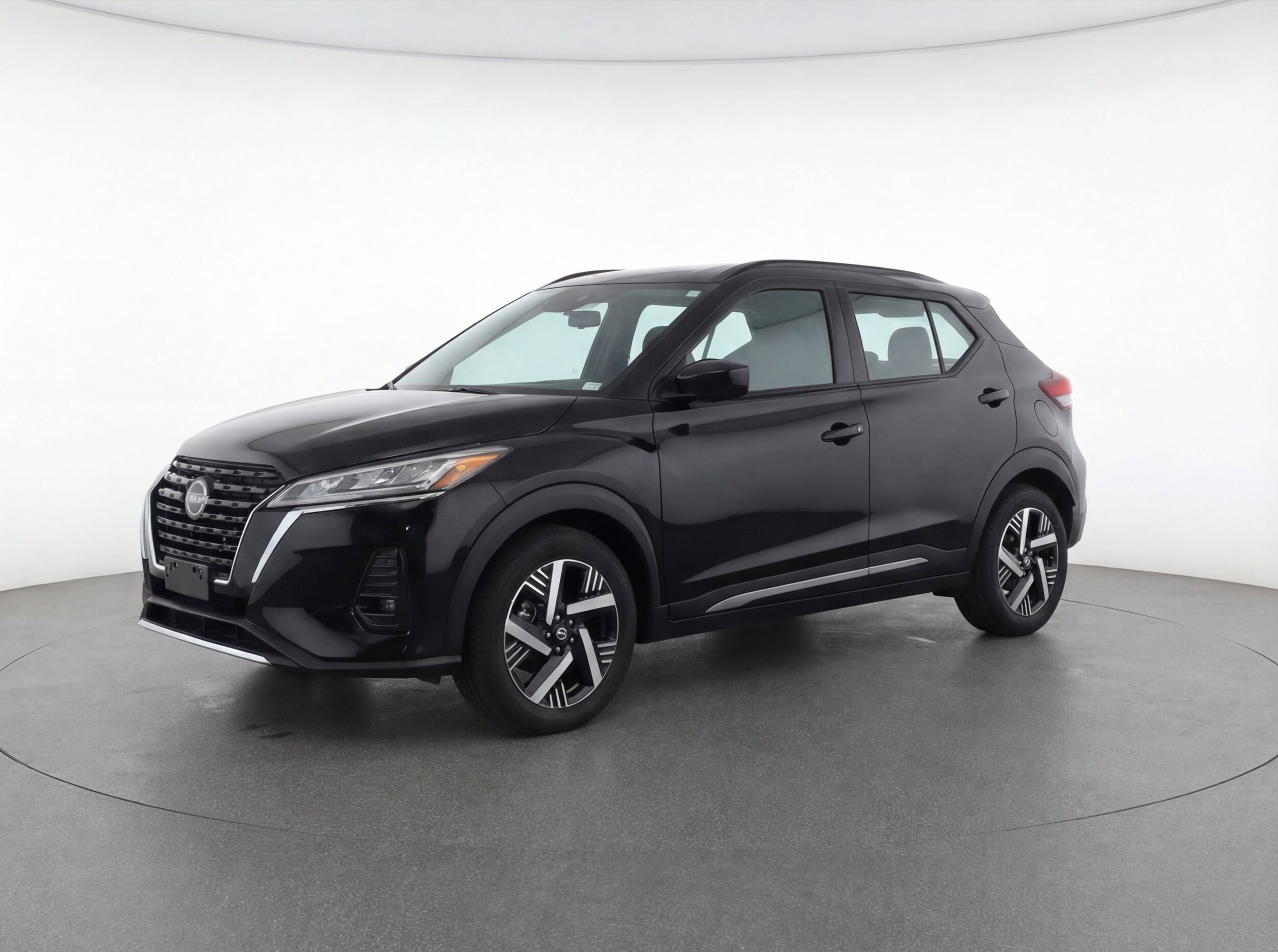 Thumbnail: 2025 Nissan Kicks - 3