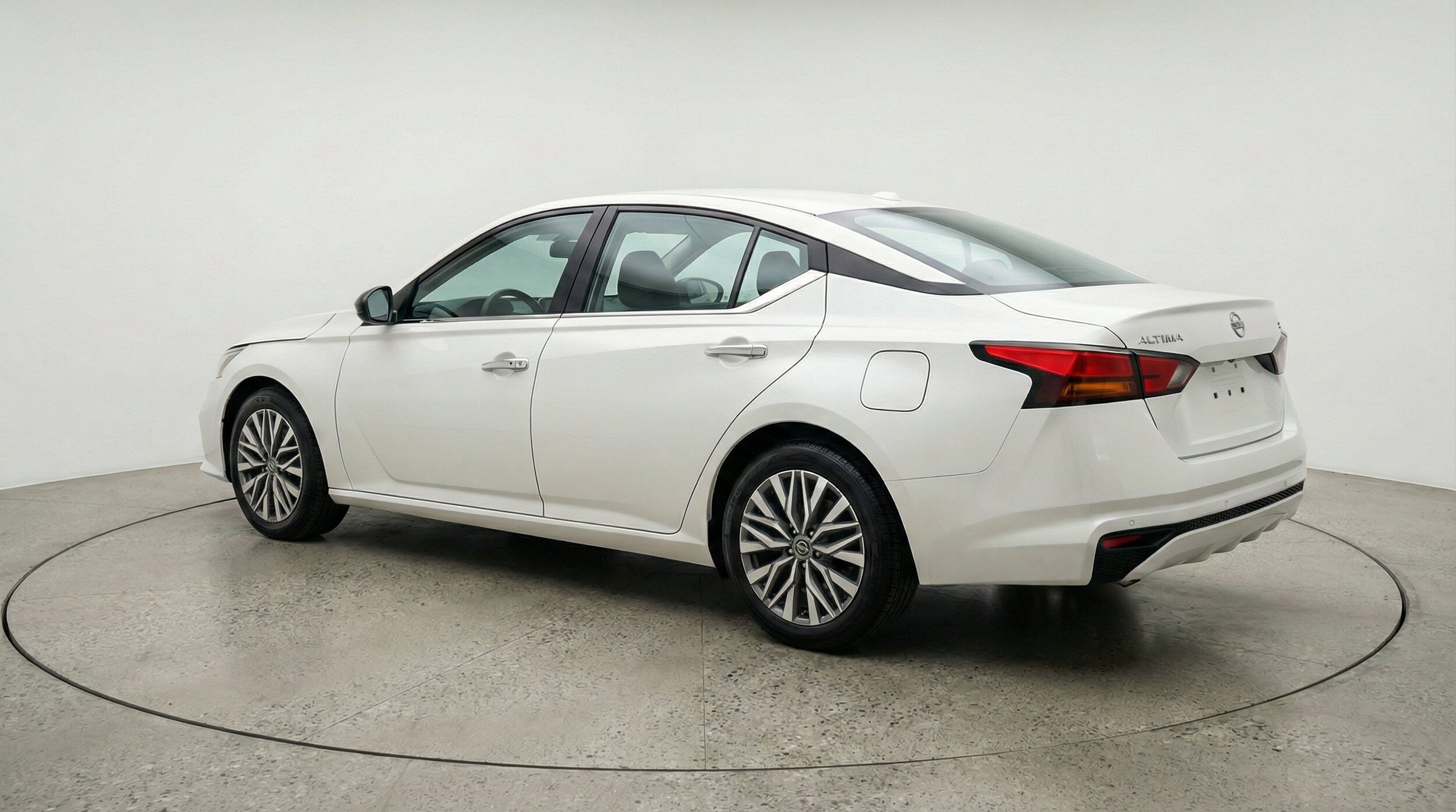 Thumbnail: 2025 Nissan Altima - 6