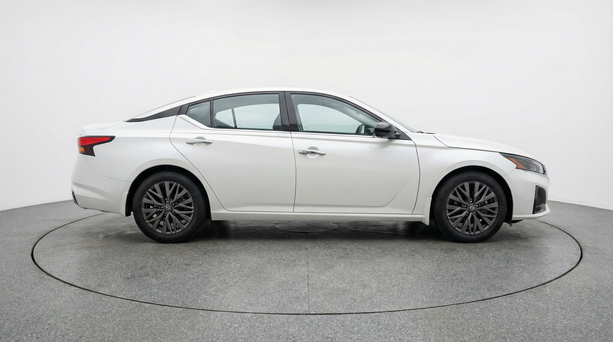 Thumbnail: 2025 Nissan Altima - 11