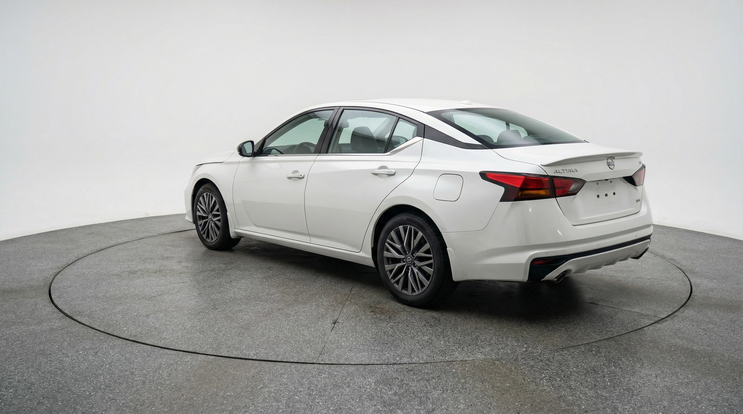 Thumbnail: 2025 Nissan Altima - 6