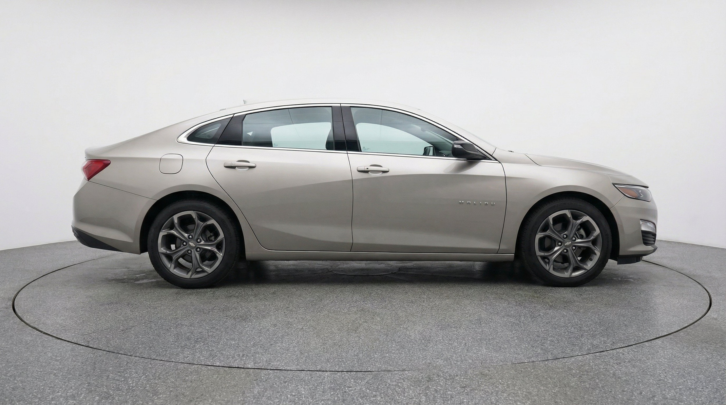 Thumbnail: 2024 Chevrolet Malibu - 11