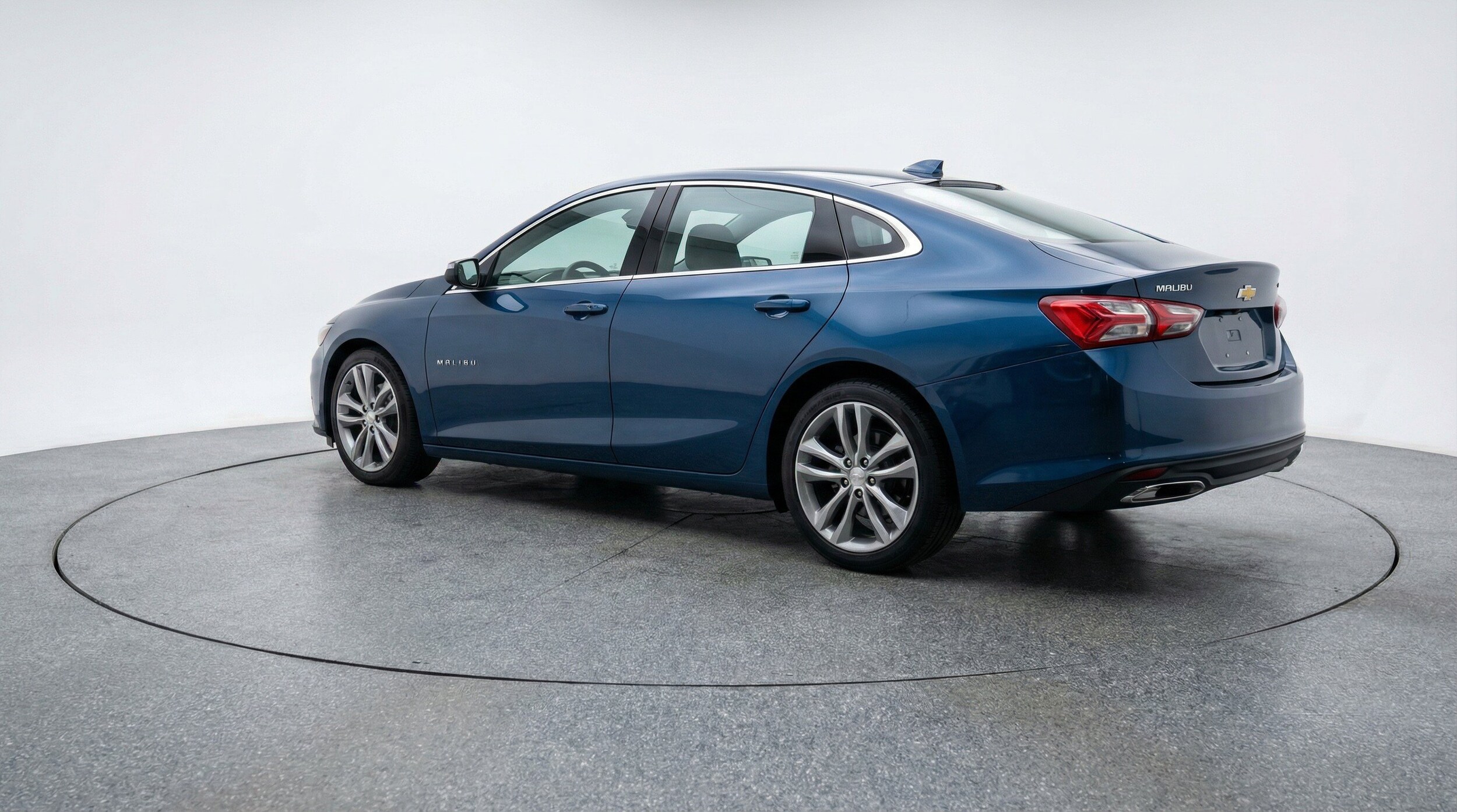 Thumbnail: 2024 Chevrolet Malibu - 6