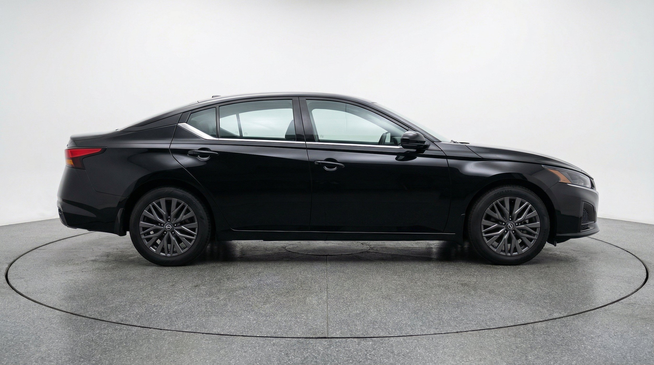 Thumbnail: 2025 Nissan Altima - 11