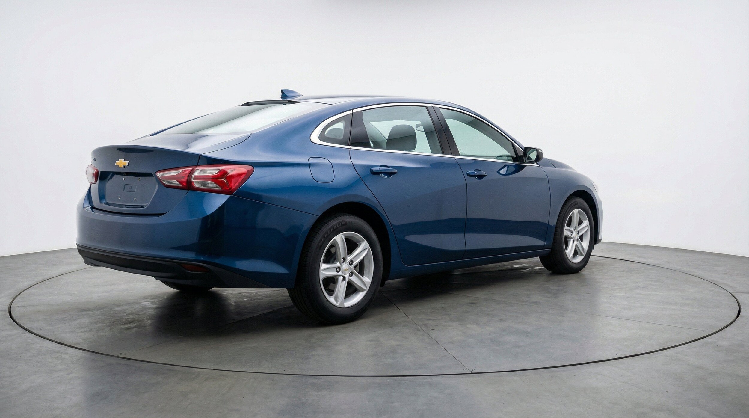 Thumbnail: 2024 Chevrolet Malibu - 9