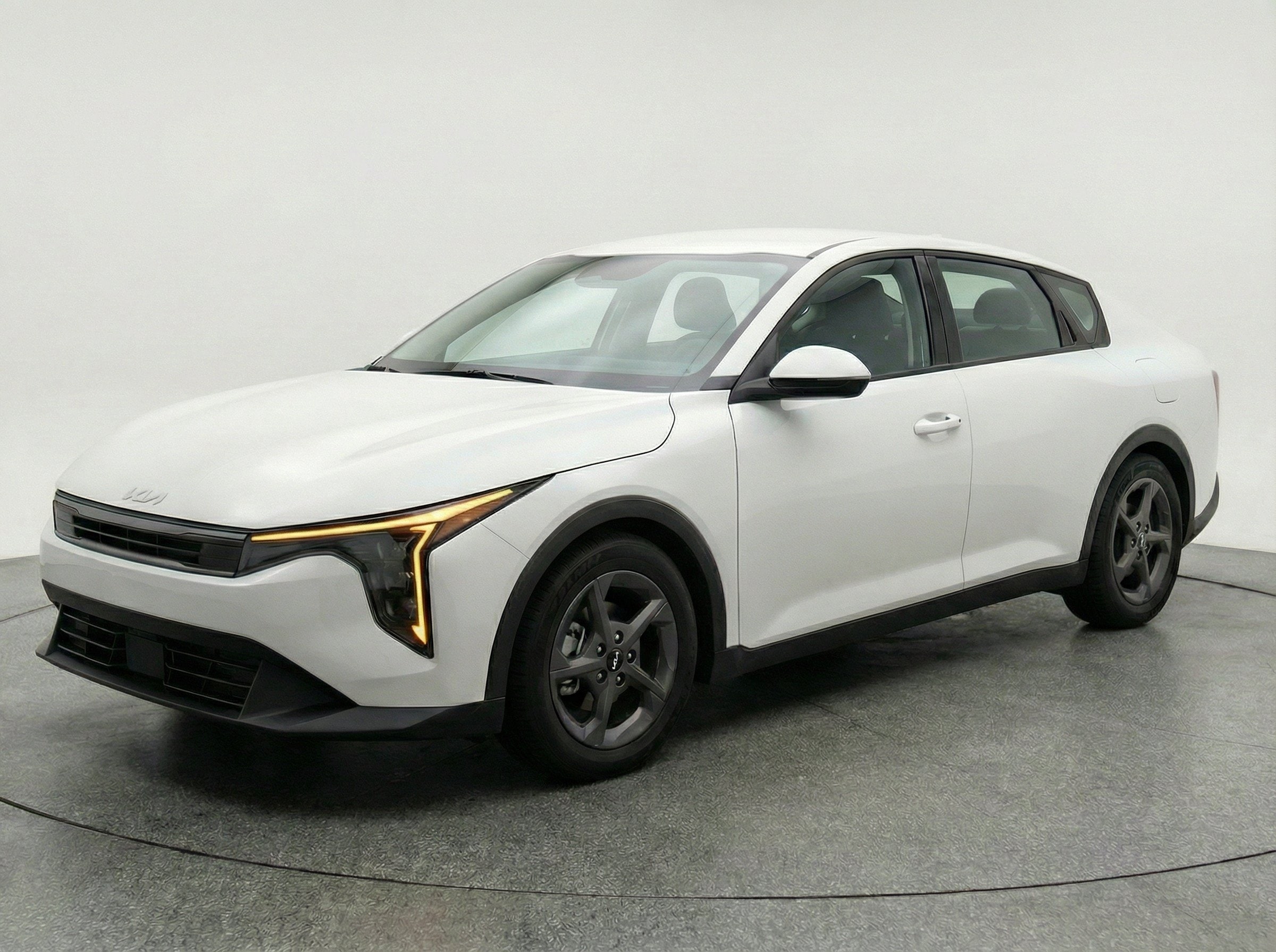 Thumbnail: 2025 Kia K4 - 3