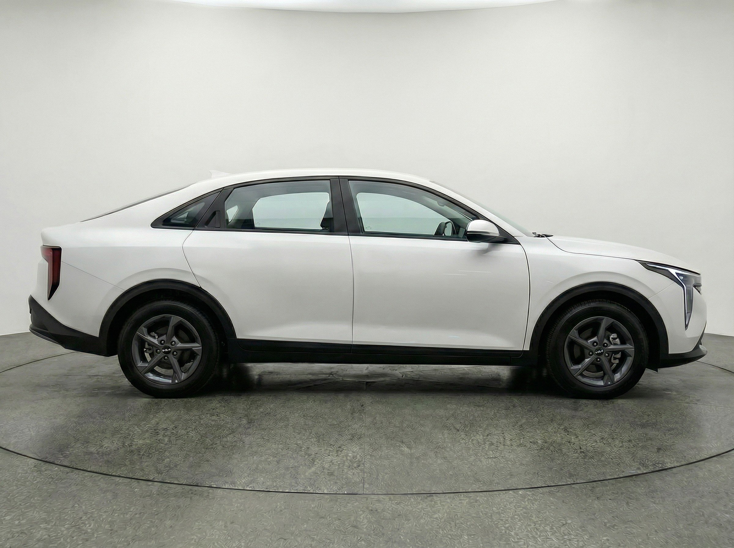 Thumbnail: 2025 Kia K4 - 11