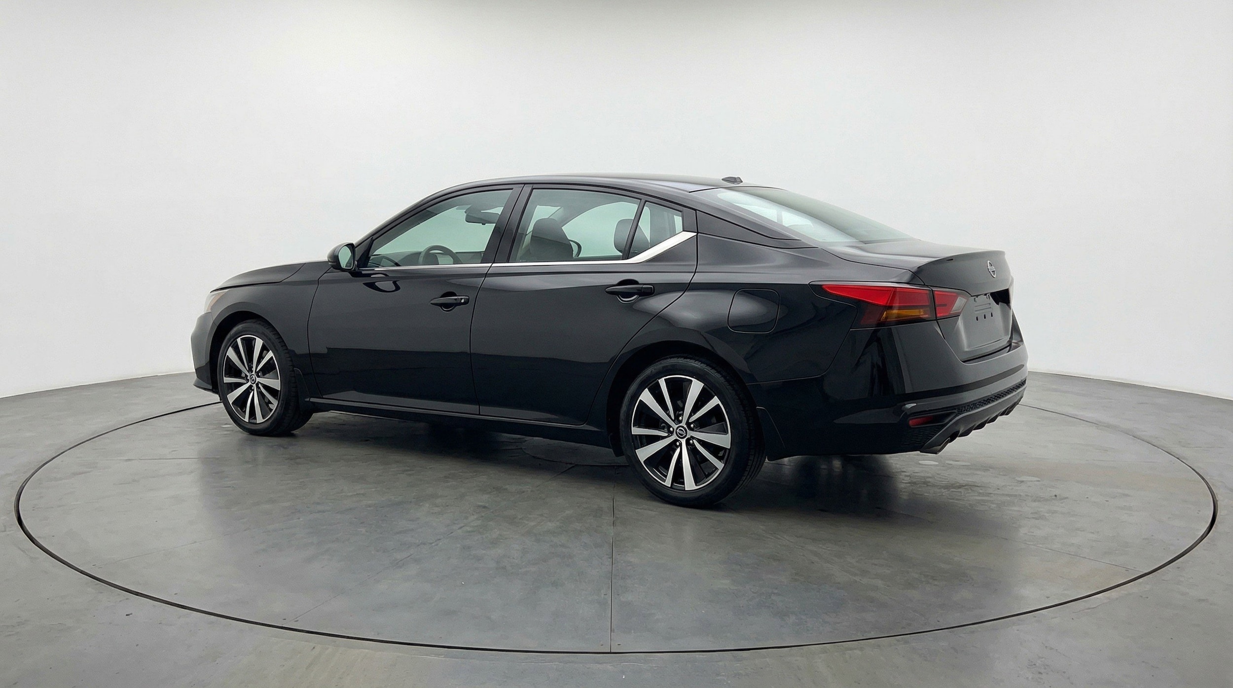 Thumbnail: 2025 Nissan Altima - 6