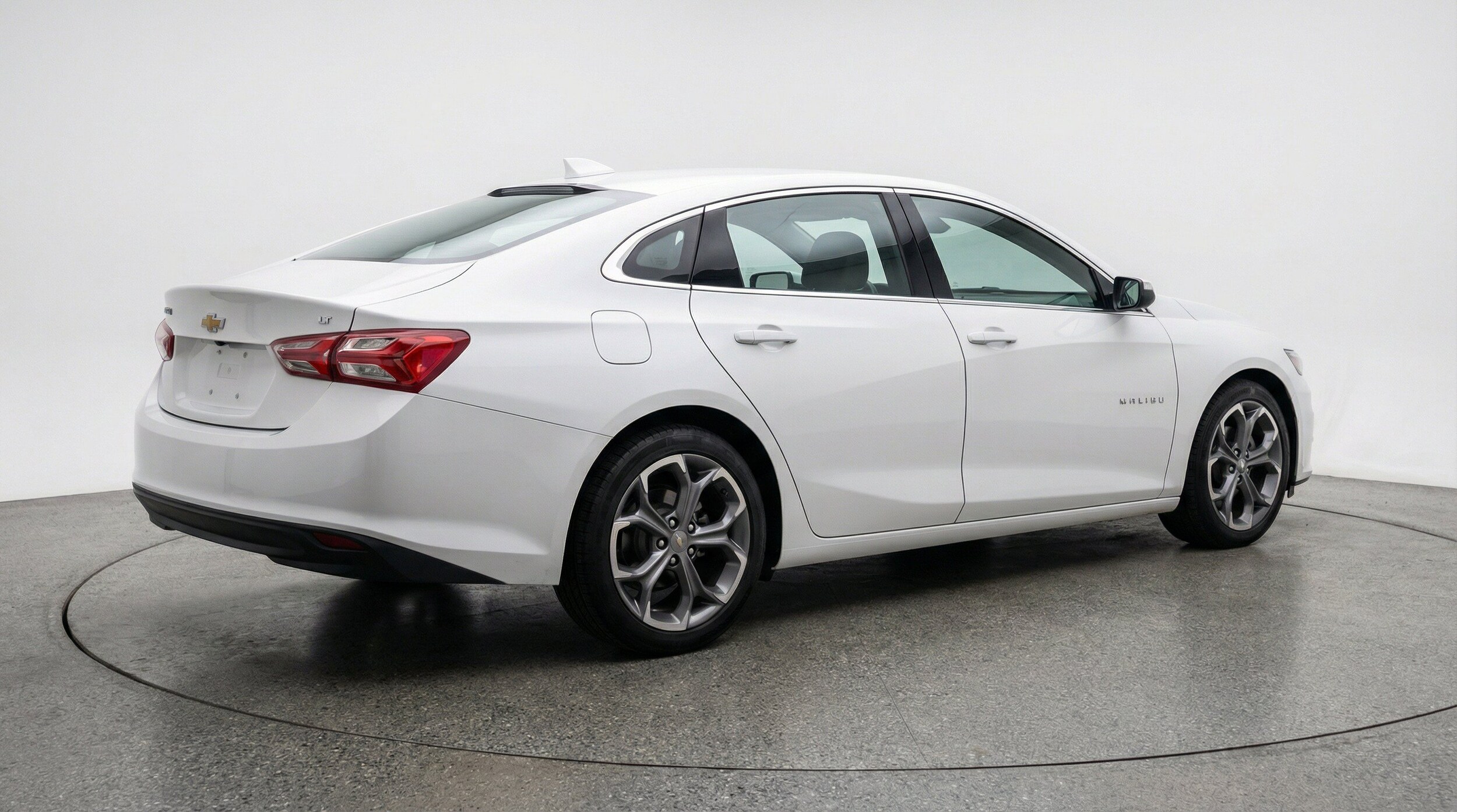 Thumbnail: 2024 Chevrolet Malibu - 9