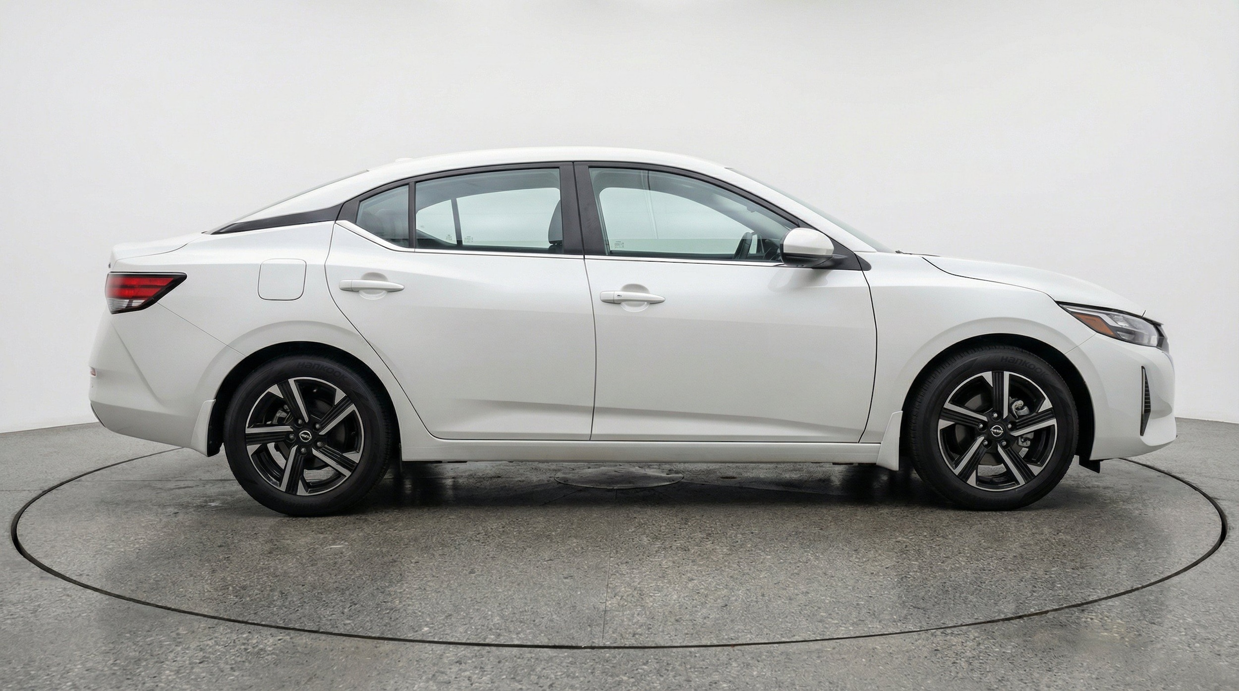 Thumbnail: 2025 Nissan Sentra - 11