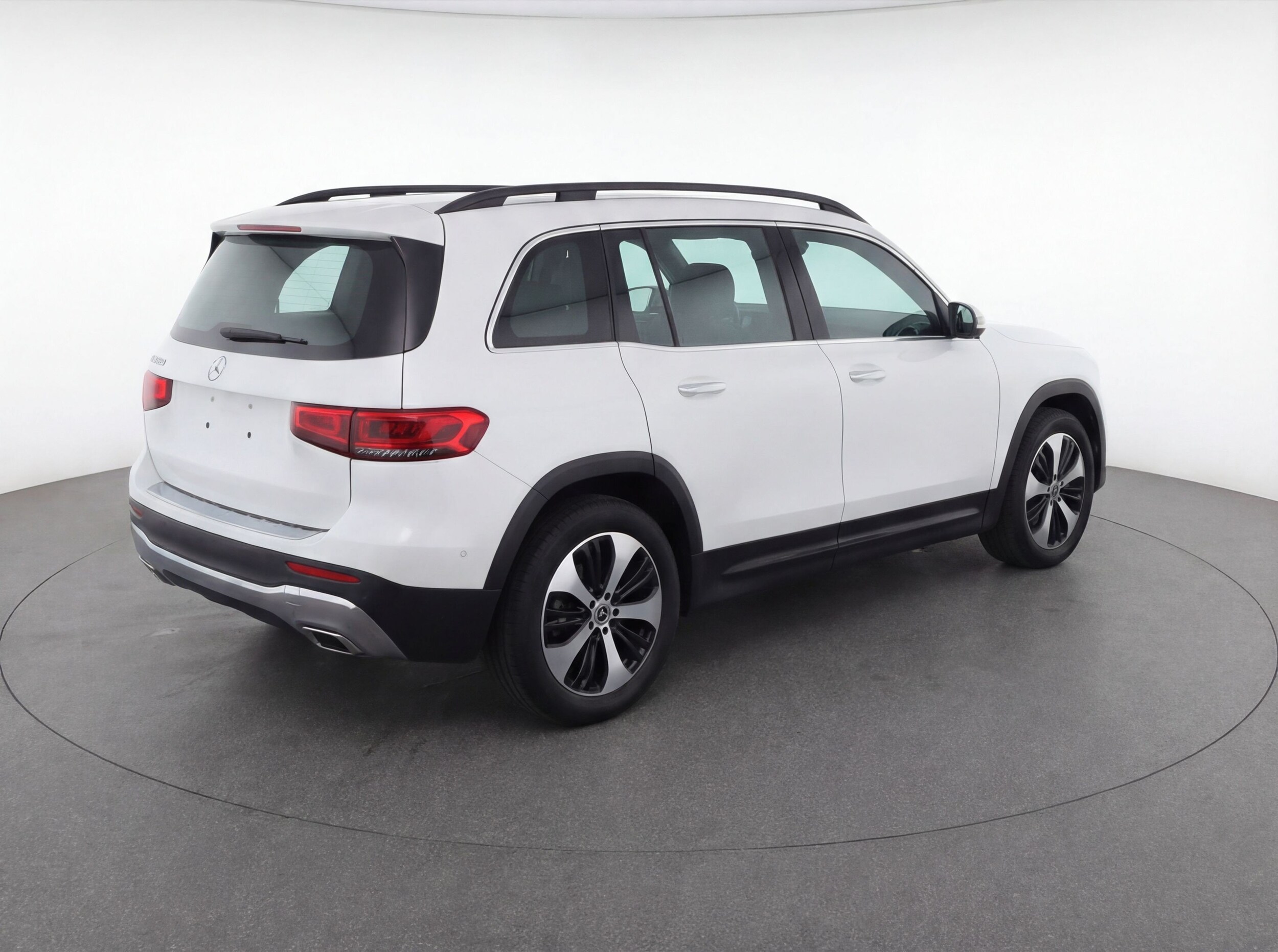 Thumbnail: 2025 Mercedes-Benz GLB - 9