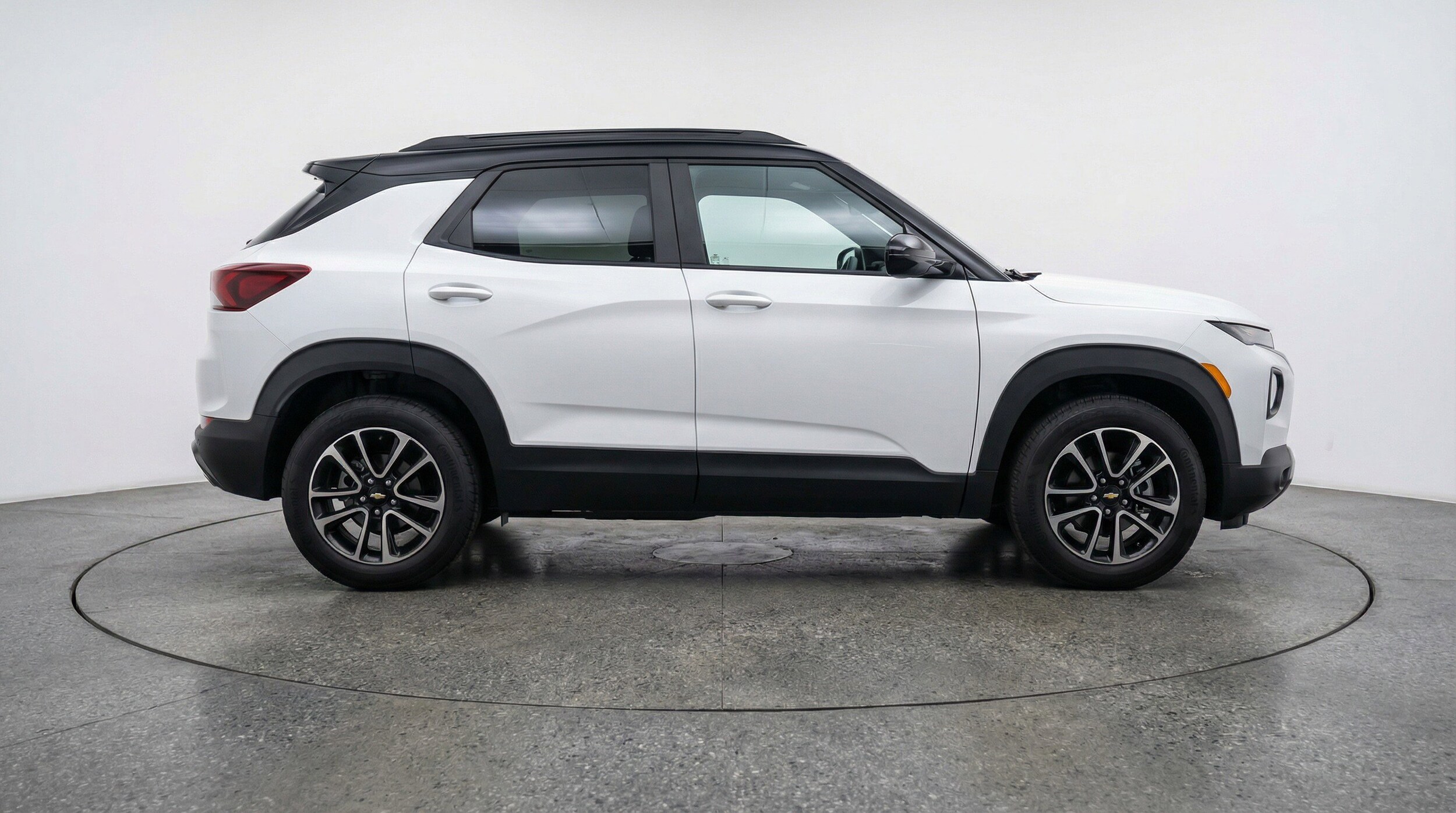 Thumbnail: 2025 Chevrolet TrailBlazer - 11