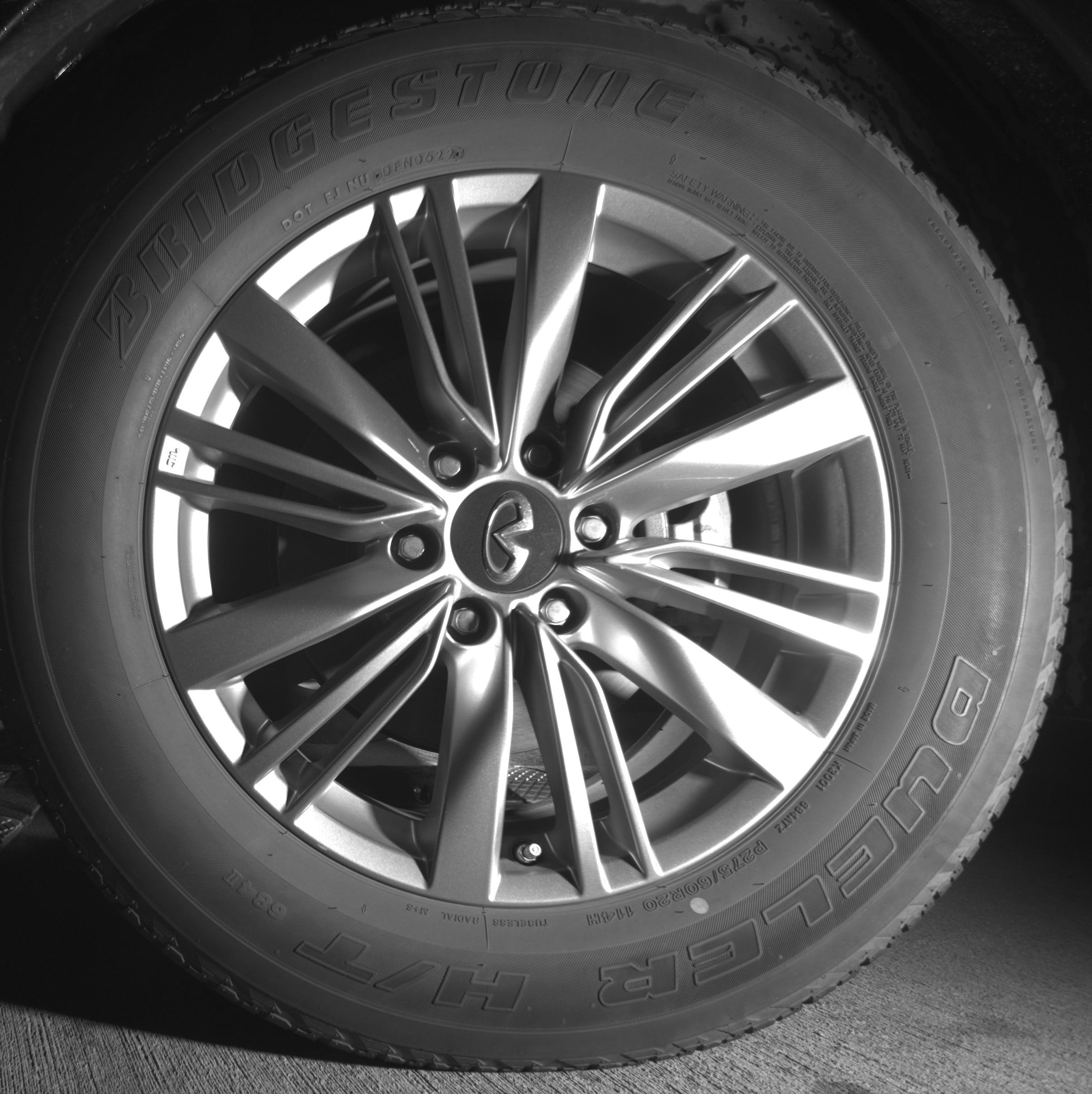 Thumbnail: 2022 INFINITI QX80 - 12