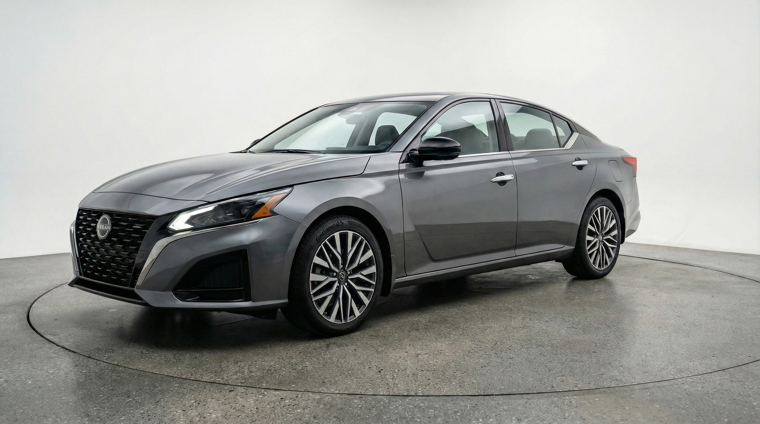 Thumbnail: 2025 Nissan Altima - 3