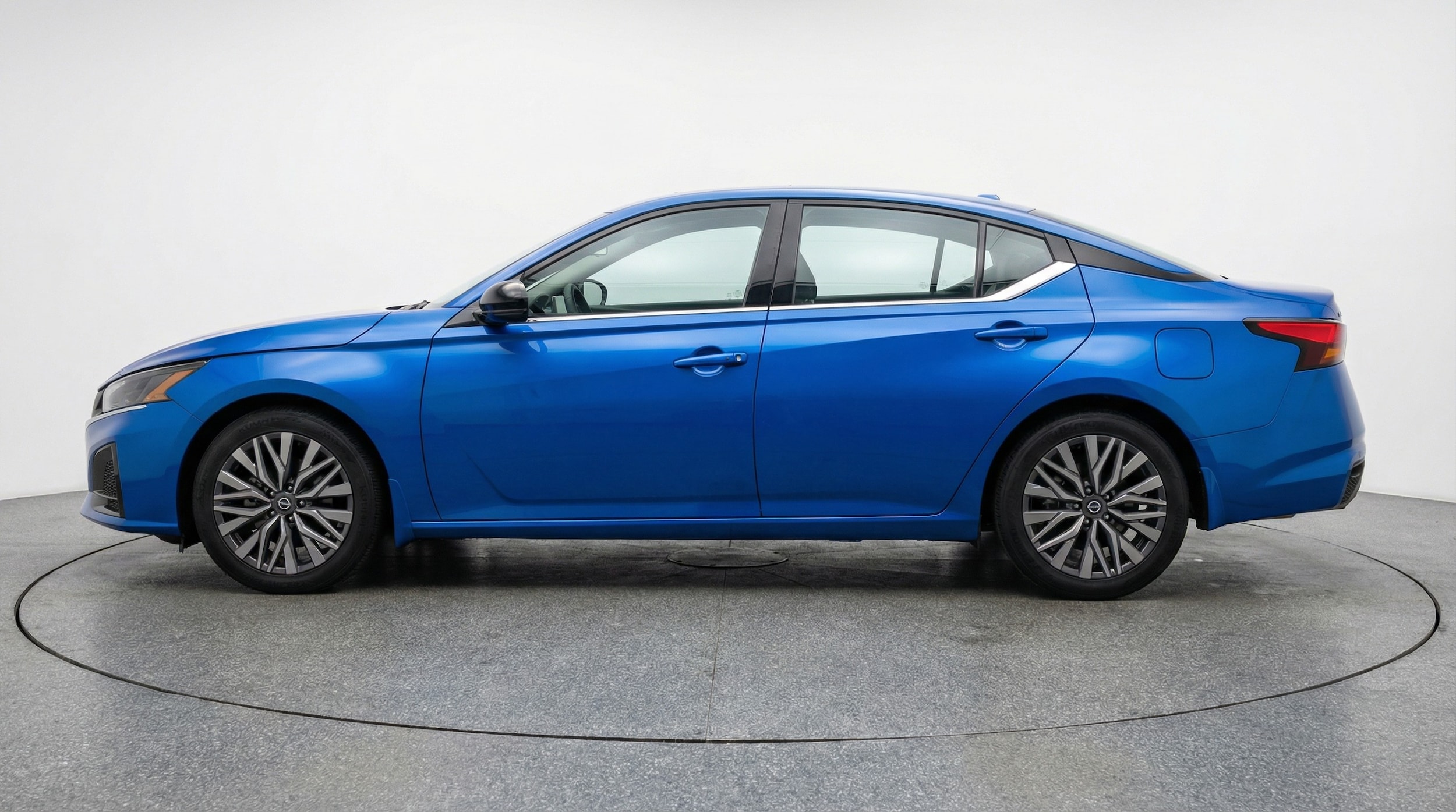 Thumbnail: 2025 Nissan Altima - 4